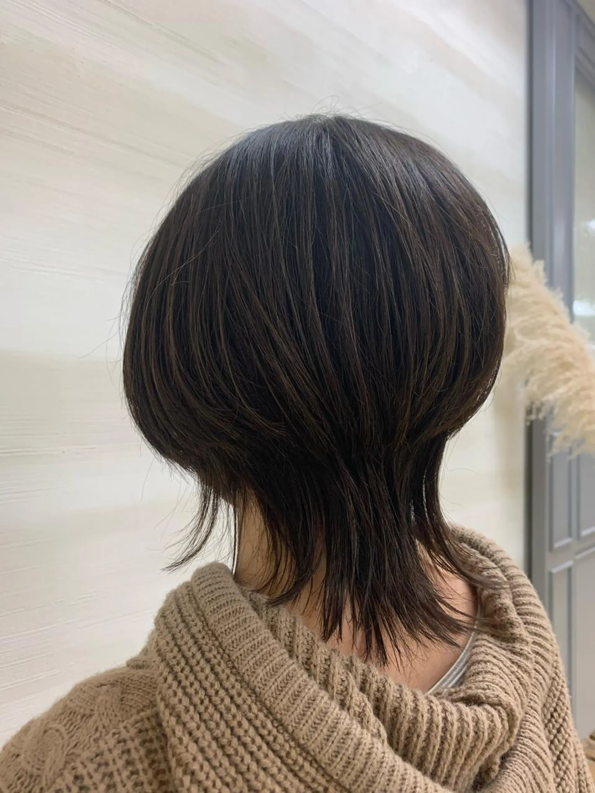 ミディアム カラー 遊佐 瑞紀のヘアスタイル