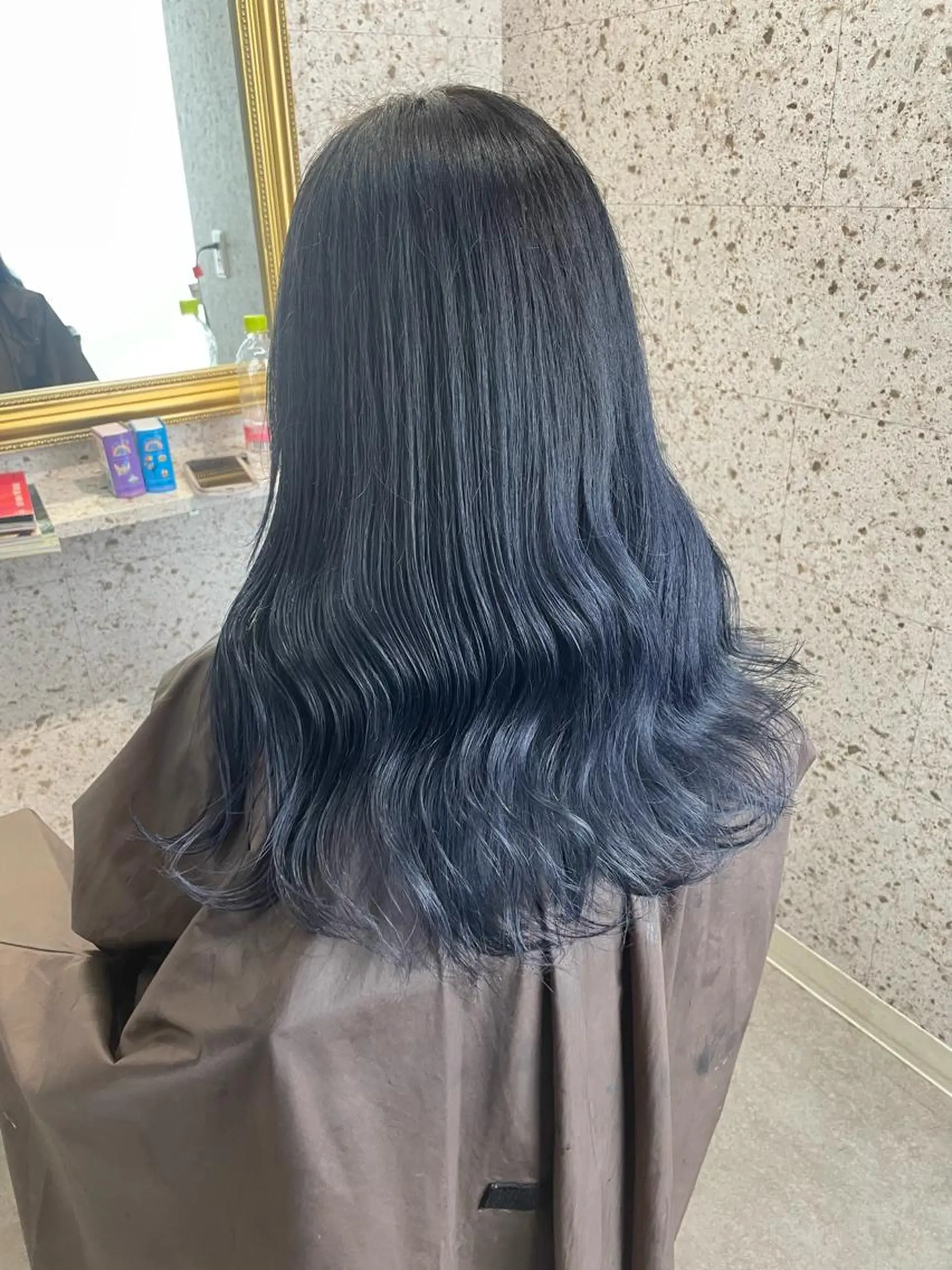 ロング カラー ヘアカラー トリートメント SHOTO ハイトー ン/ブロンドカラーのヘアスタイル