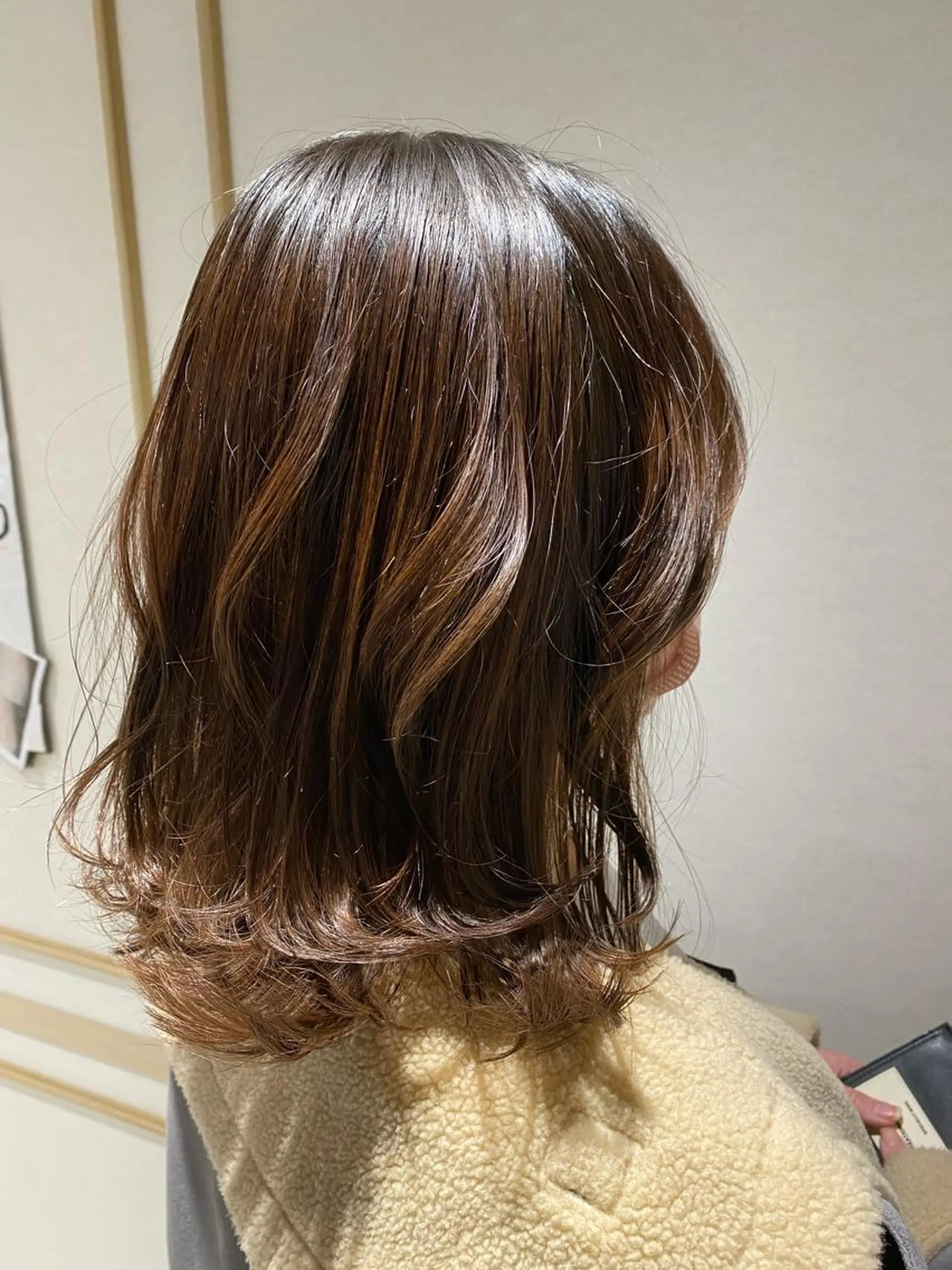 ミディアム カラー カット ヘアカラー 芝田 望優のヘアスタイル