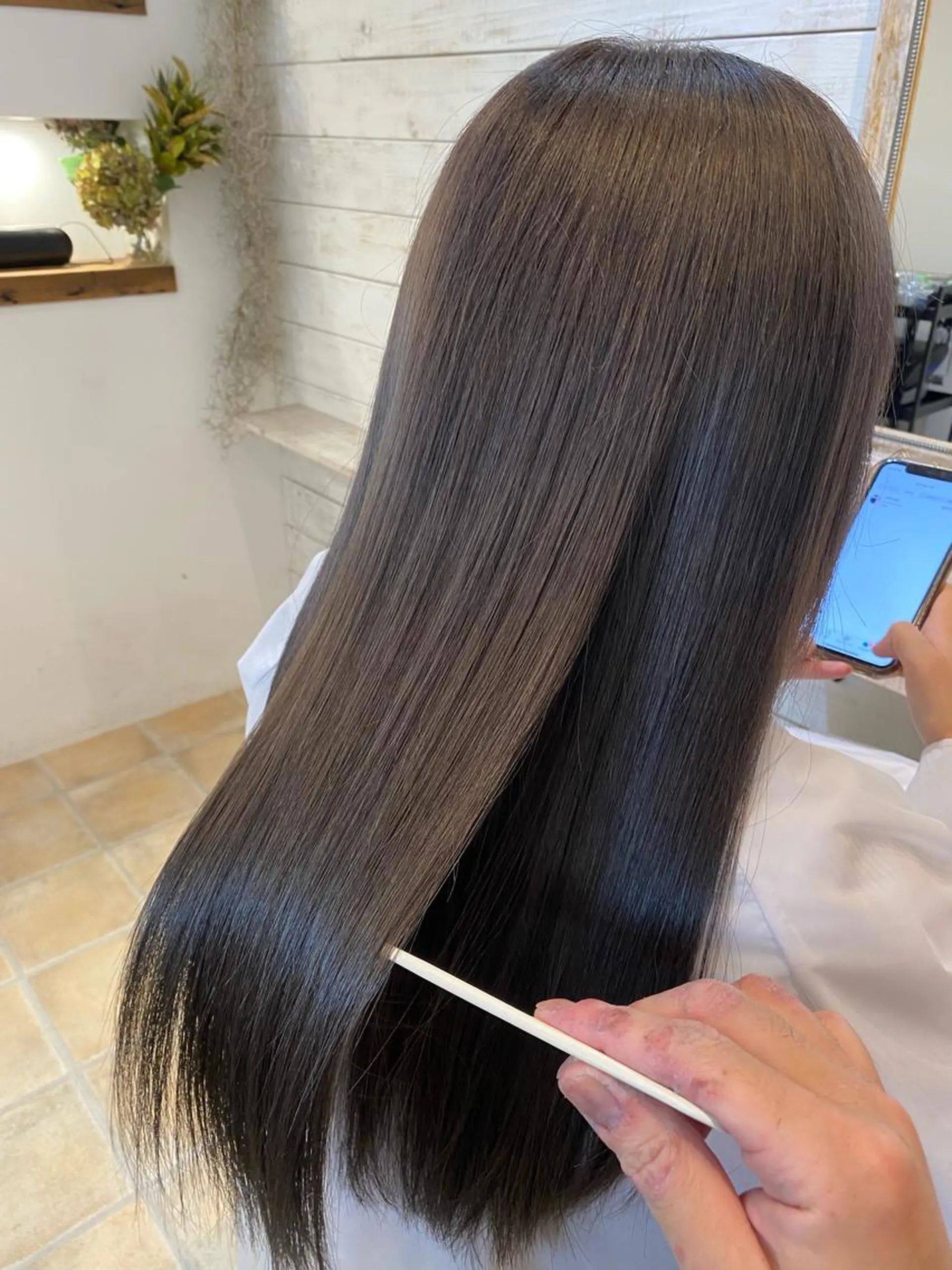 ロング カット ヘアカラー トリートメント 大内田 凌馬のヘアスタイル