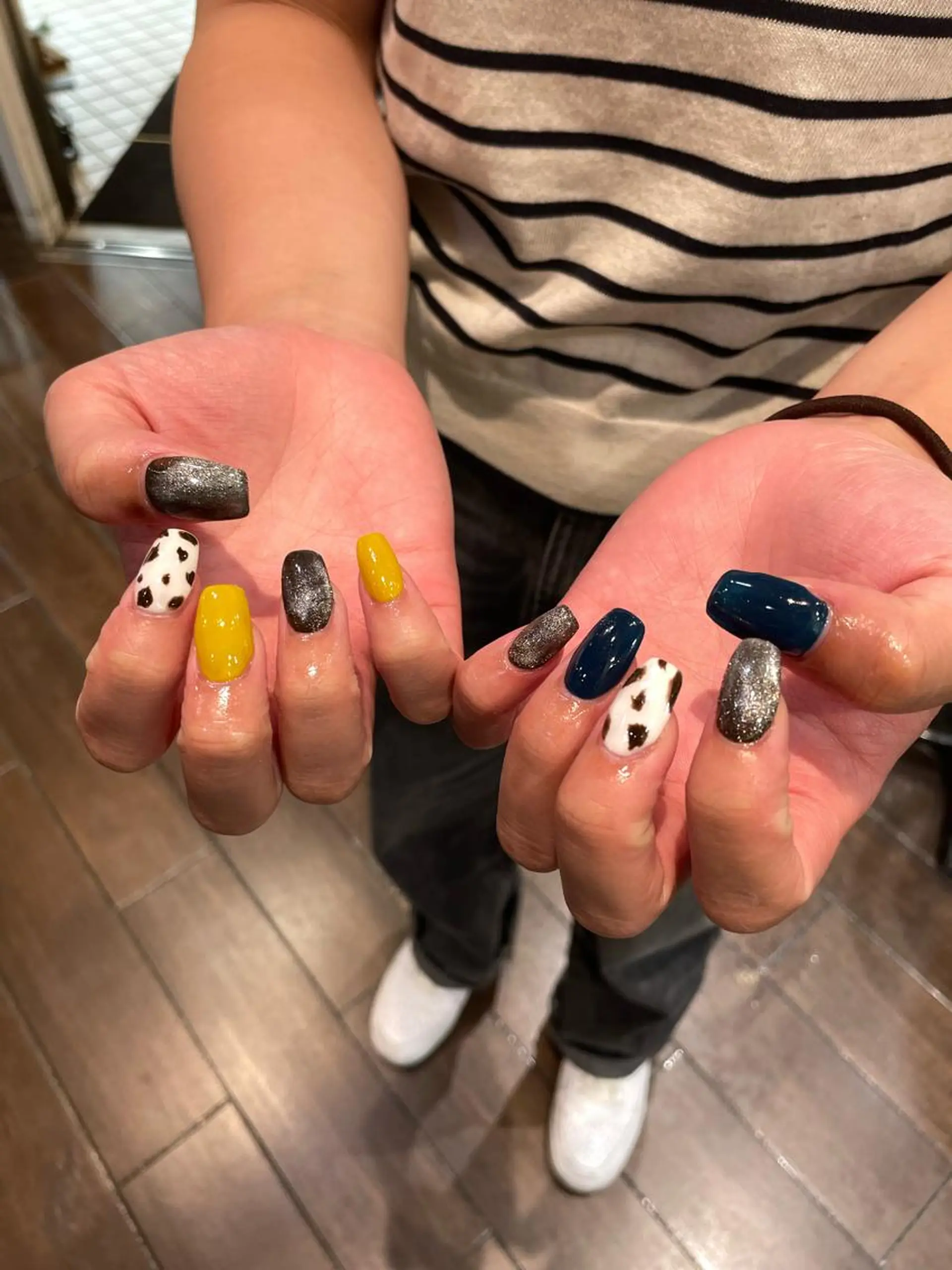 ネイル 個性派ネイル 🌼 ハルカ ♡の眉毛・アイブロウイメージ