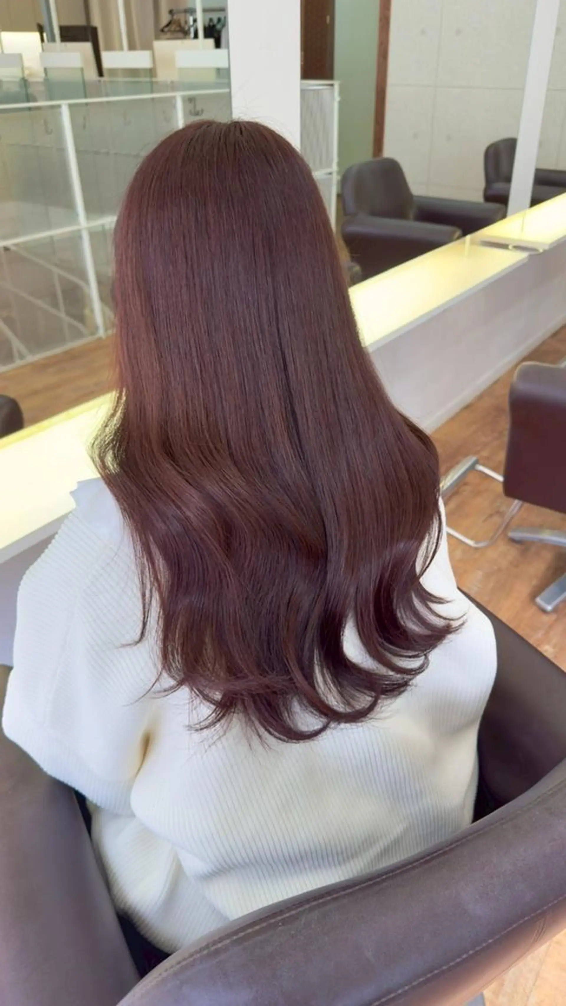 セミロング カラー mizu kiのヘアスタイル