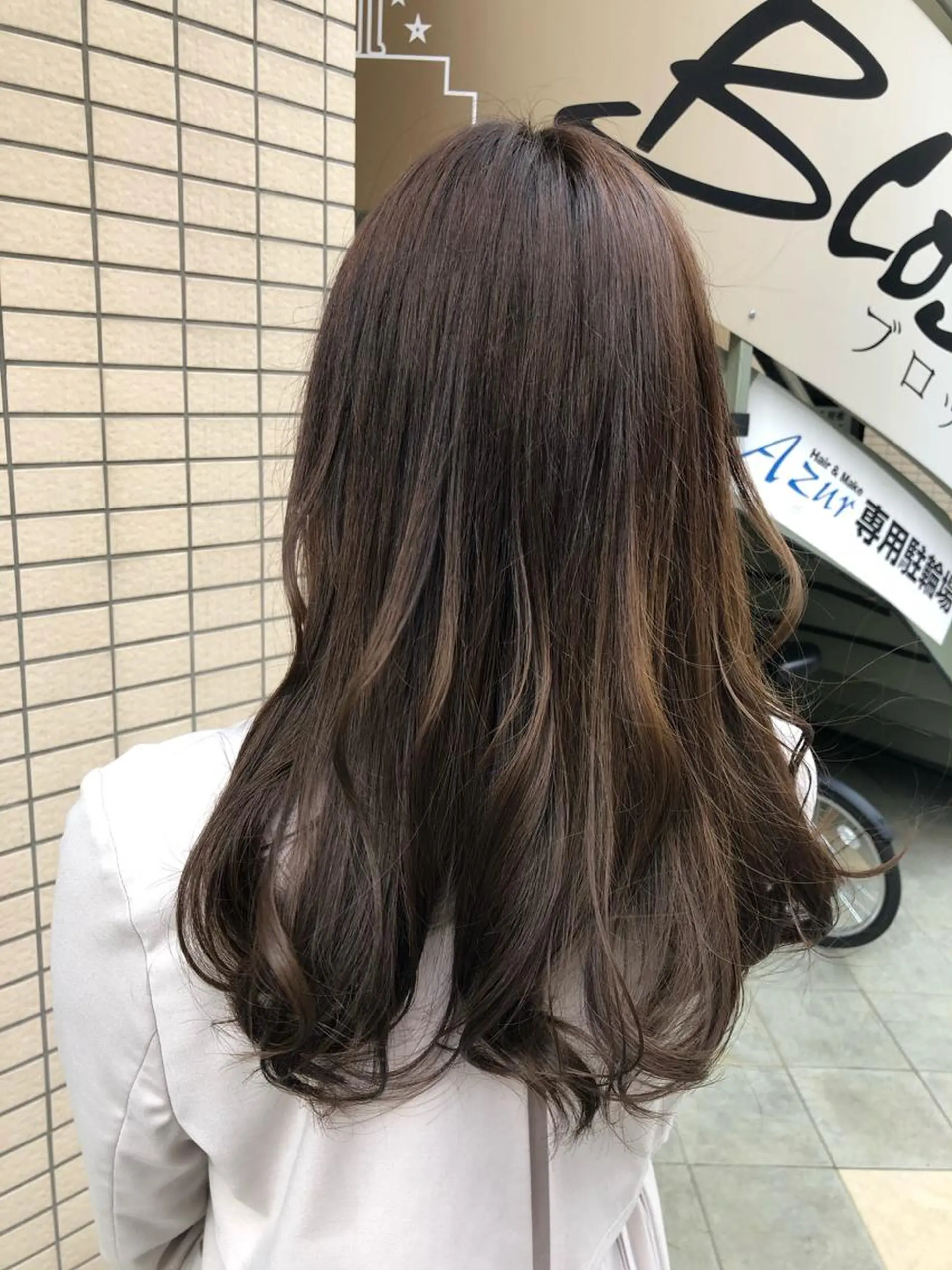 ロング 阿部 美咲のヘアスタイル