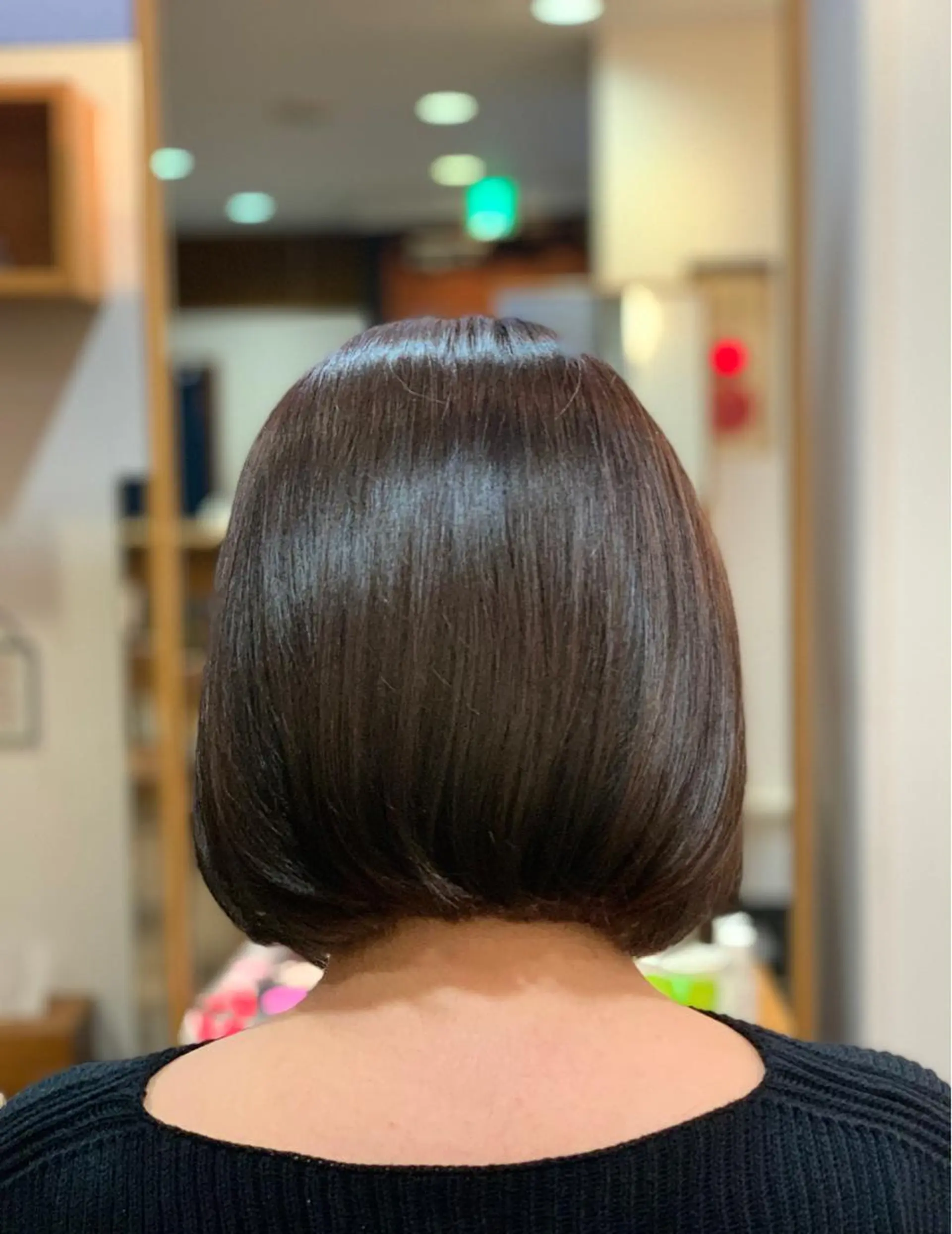 ショート カット ヘアカラー トリートメント 🎨インナーカラー が得意👍新垣⚜️のヘアスタイル