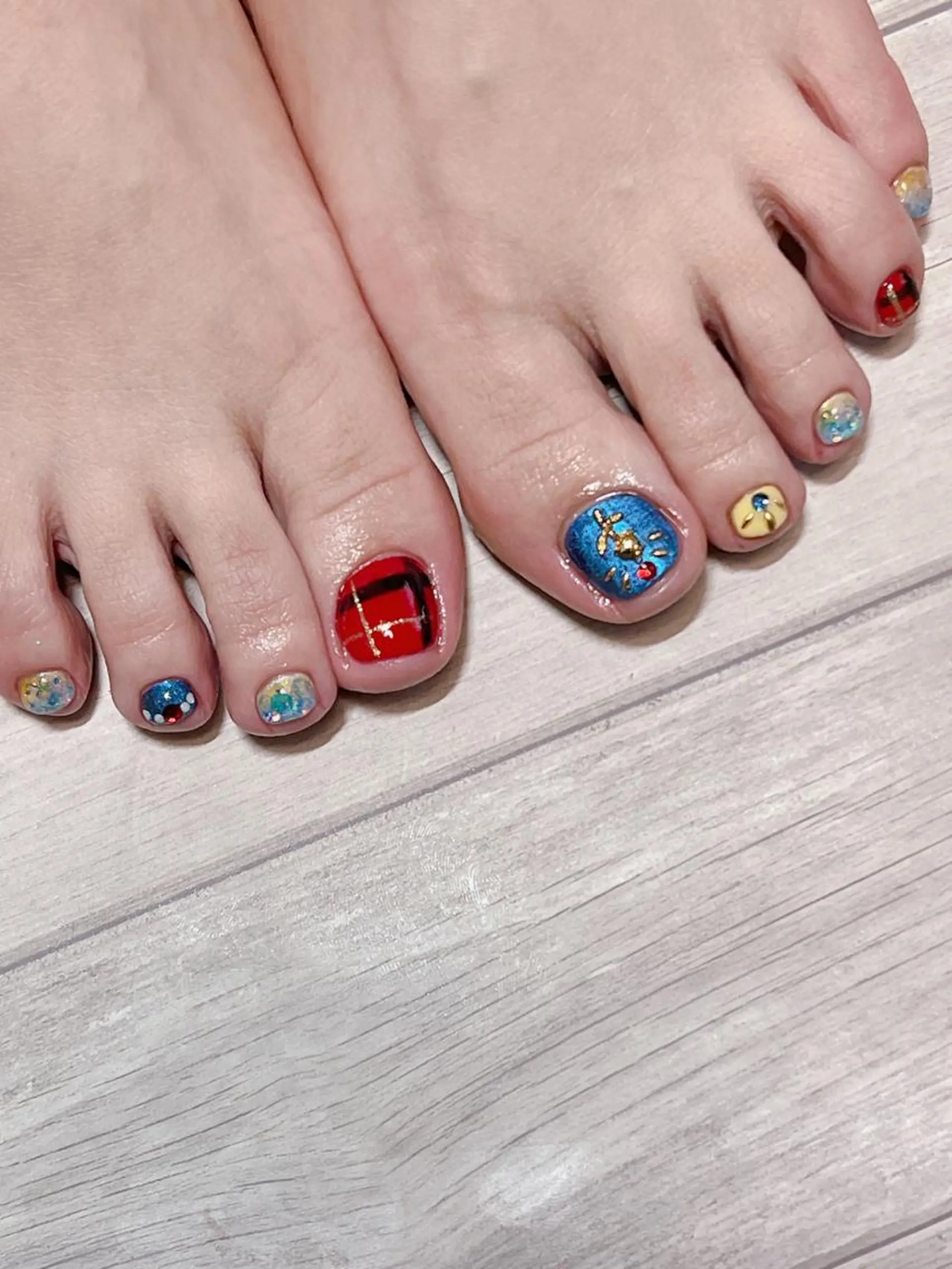 ネイル 個室ネイルサロンDolly  Girl〜ドーリーガール〜所属・DollyGirl KYOKOのネイルデザイン