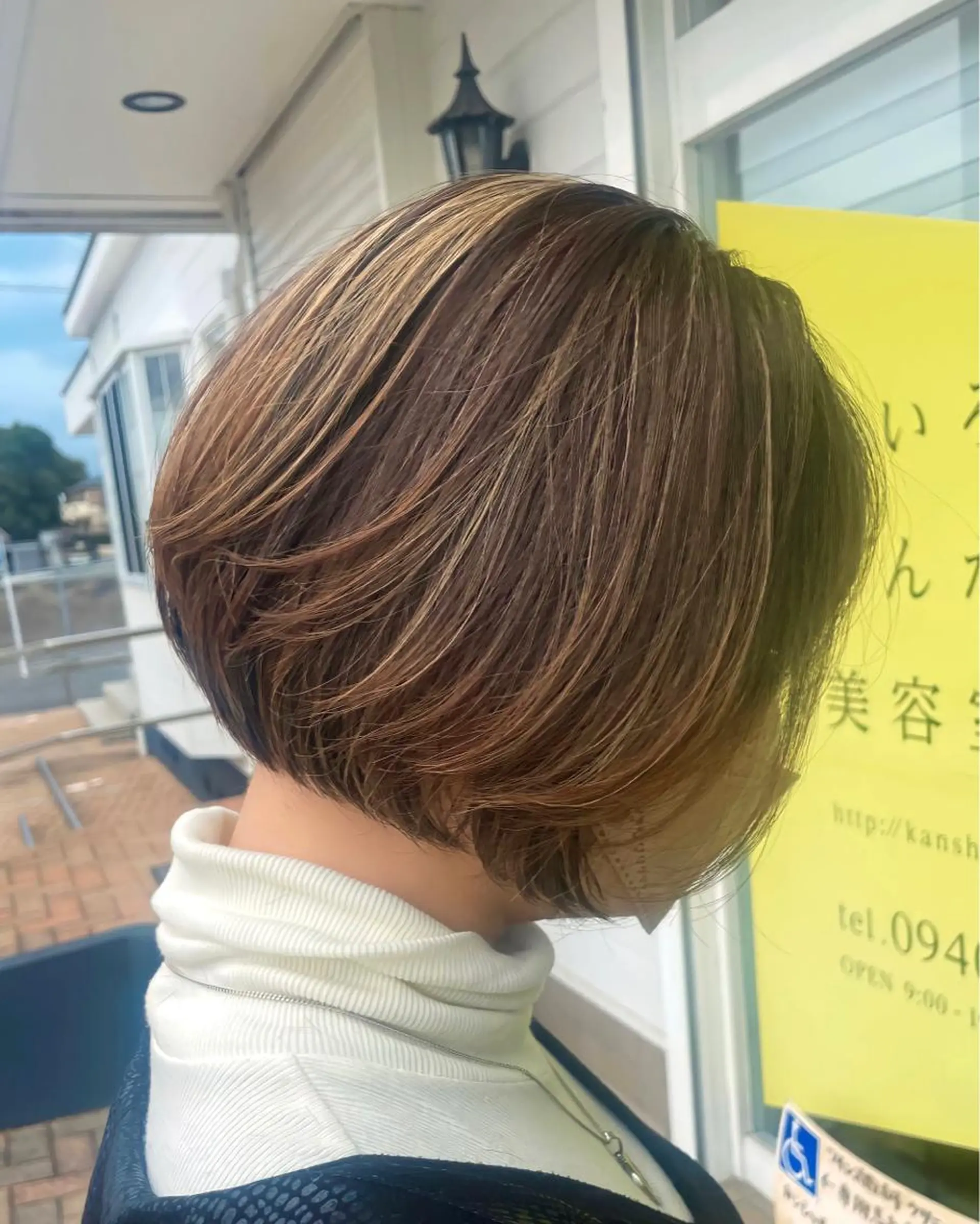 ショート カラー ショートボブ ハイライトカラー ボブ ハイライト ショートヘア 奥田 誠司のヘアスタイル