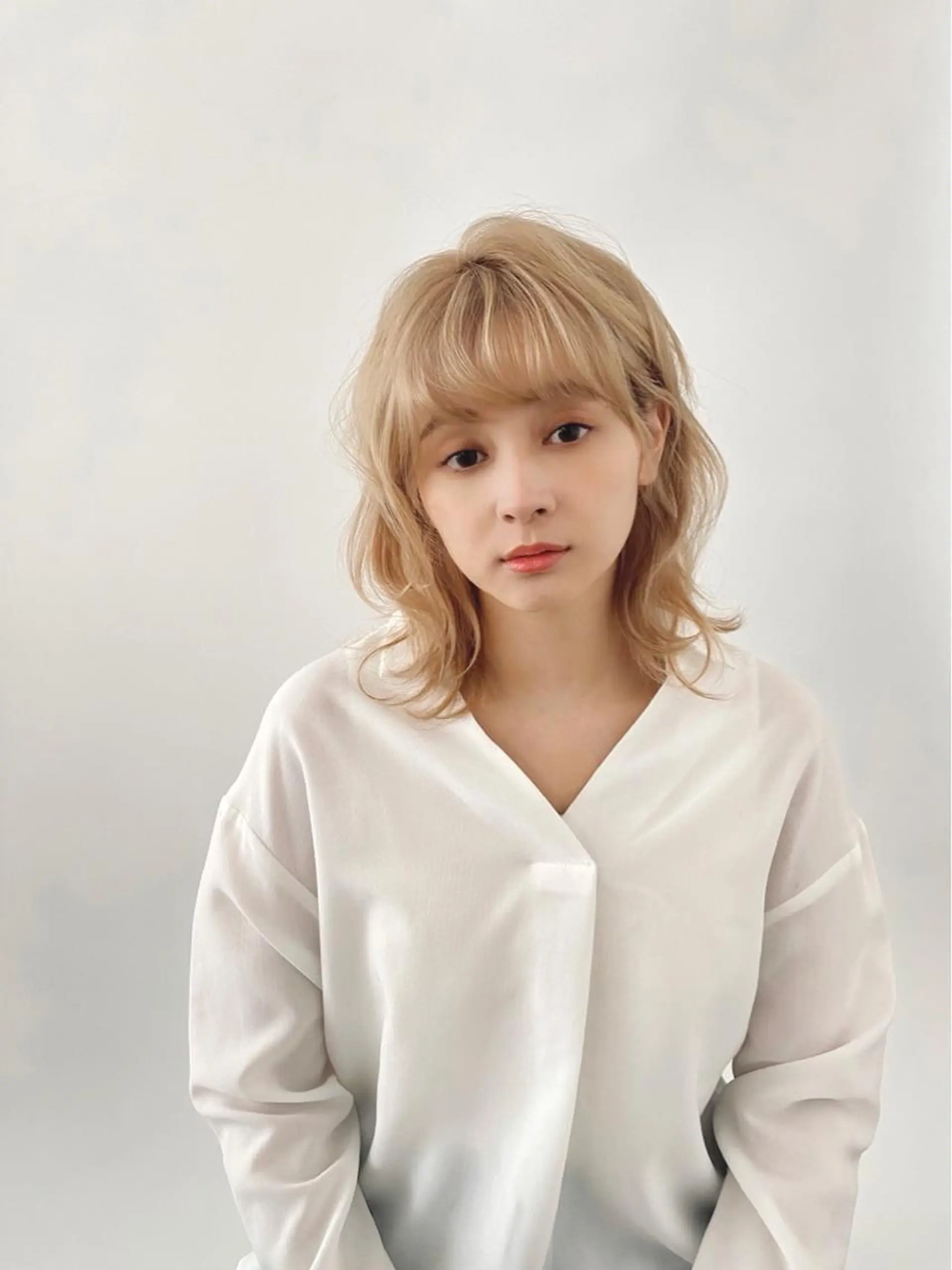 ミディアム カラー パーマ ミディアムパーマ ウルフカット カット 千 田のヘアスタイル