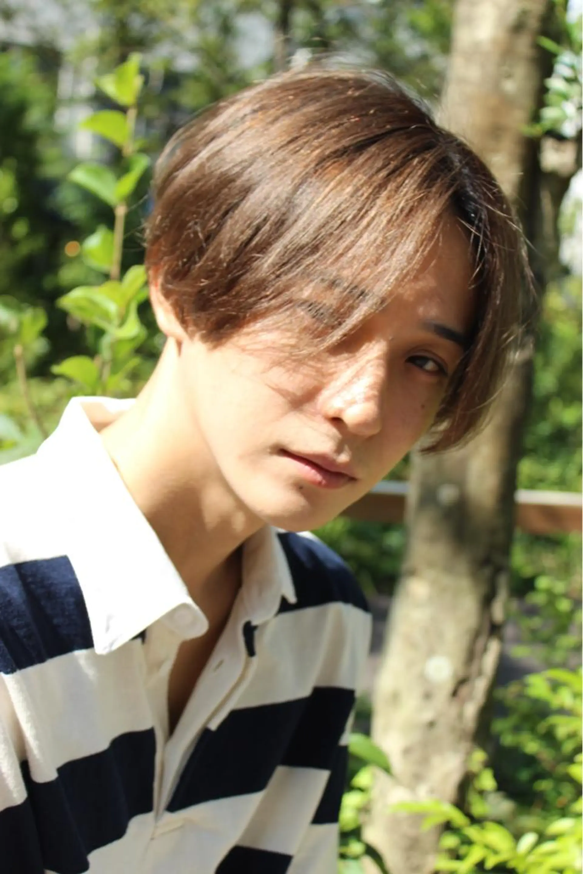 カラー メンズ センターパート ベージュカラー ミルクティーベージュ カット ヘアカラー 🔥メンズ特化🔥 永瀬椋のヘアスタイル