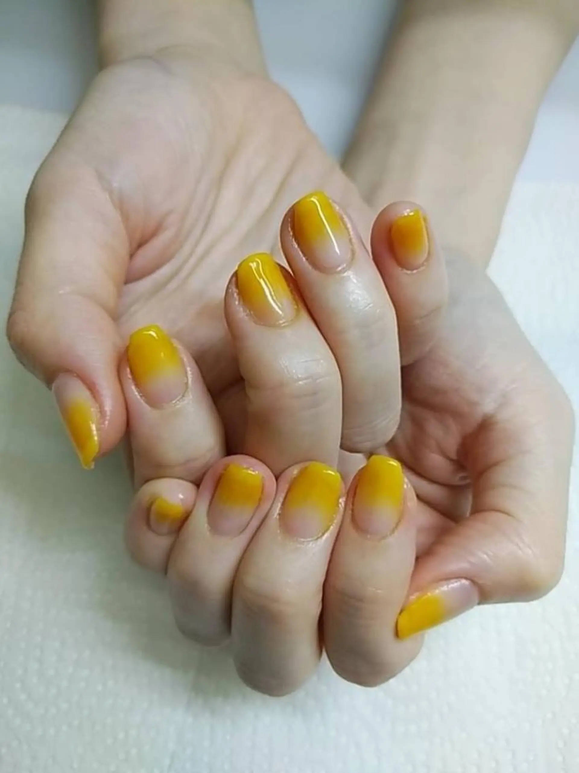 ネイル グラデーション ハンドネイル ハンドケア プライベートサロン Rosy Lilyのネイルデザイン