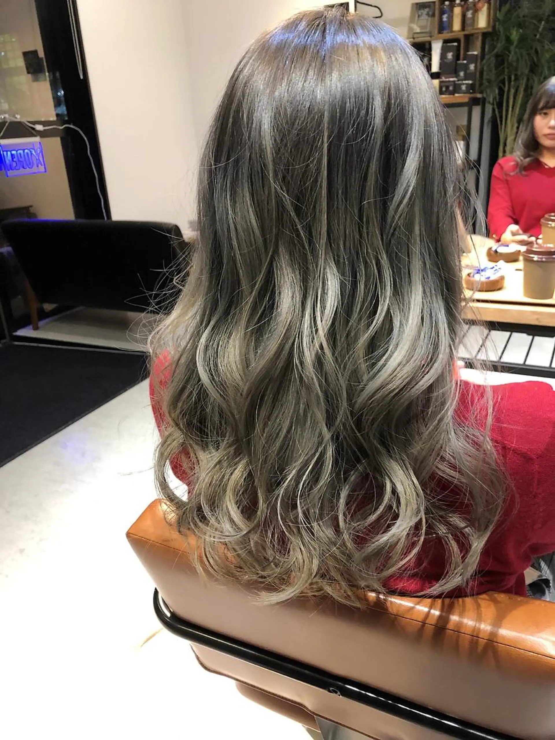 セミロング 外国人風カラー カット ヘアカラー HIRO .Nのヘアスタイル