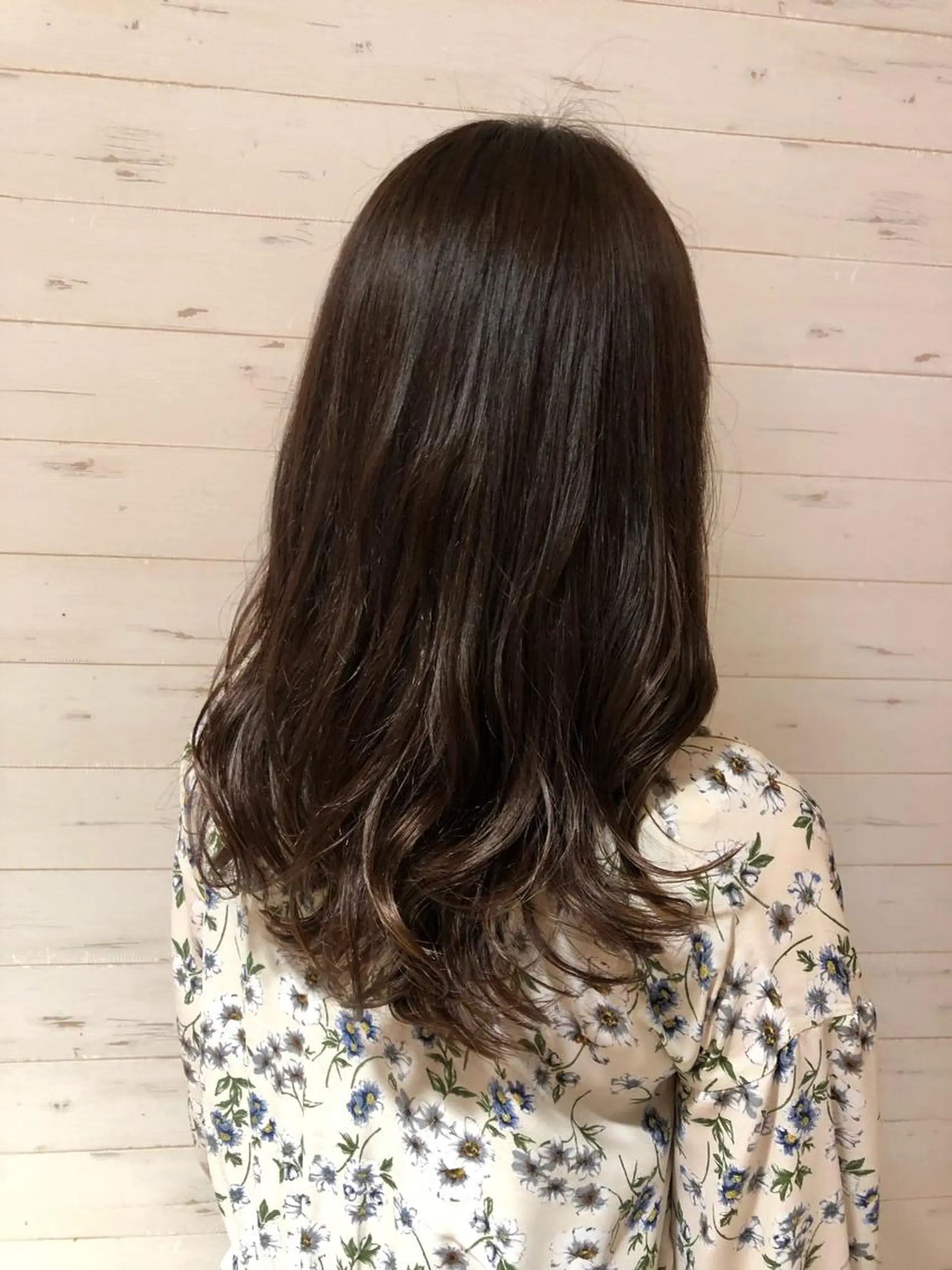 ロング カラー カット ヘアカラー トリートメント 佐藤 美幸のヘアスタイル