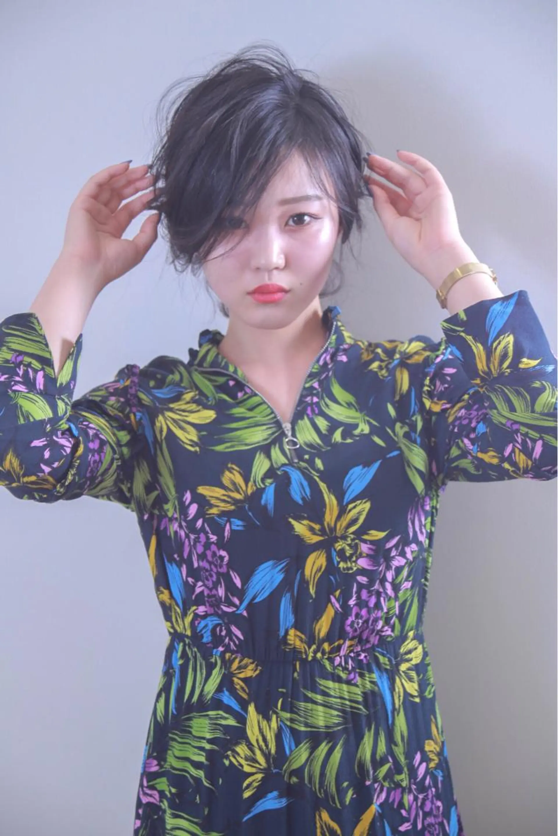 ミディアム カラー ヘアアレンジ 伊藤 裕貴のヘアスタイル