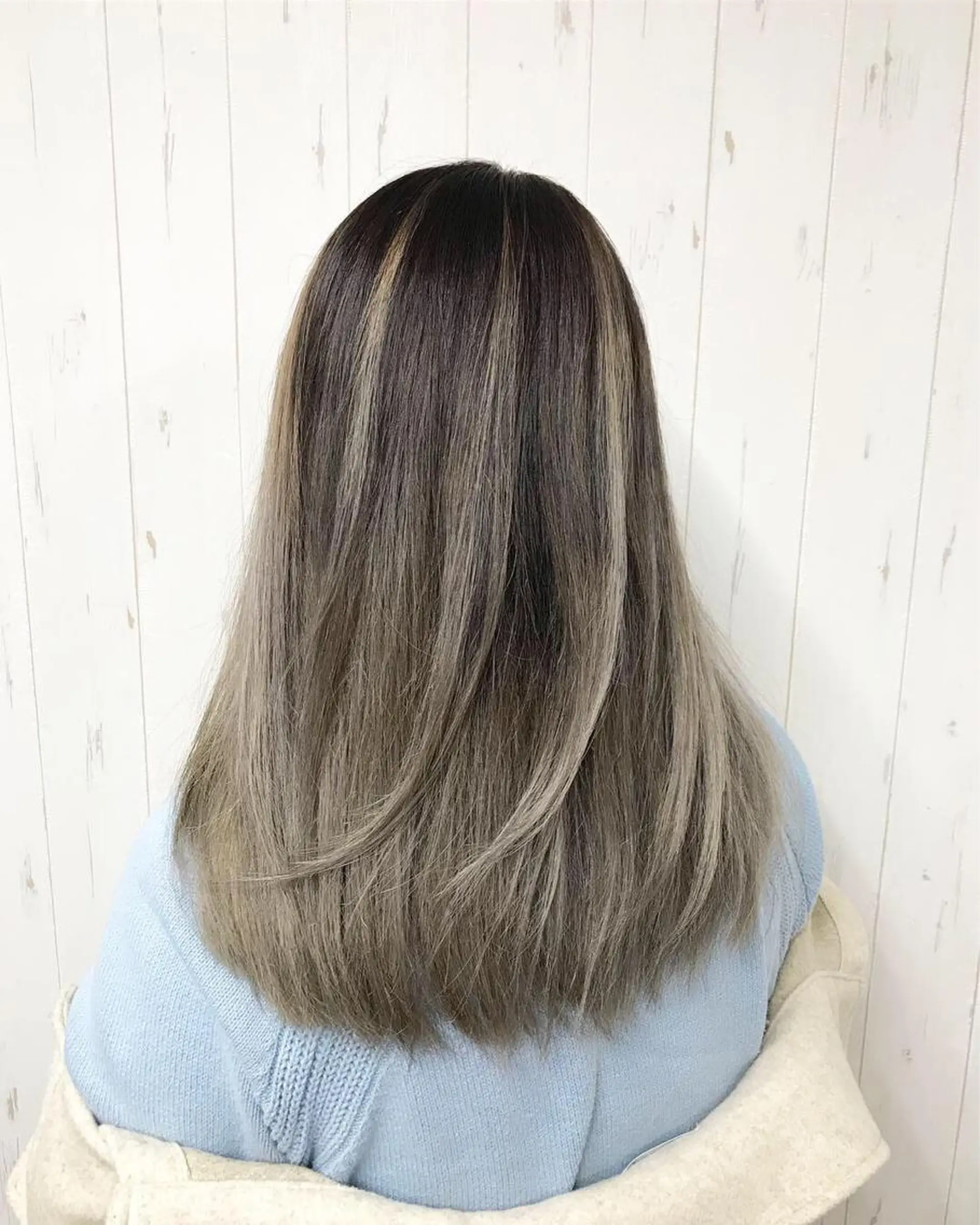 ロング 外国人風カラー ハイライト 韓国風ヘア レイヤーカット カット ヘアカラー AN'TIA小作代表 ⭐︎kazuma⭐︎のヘアスタイル