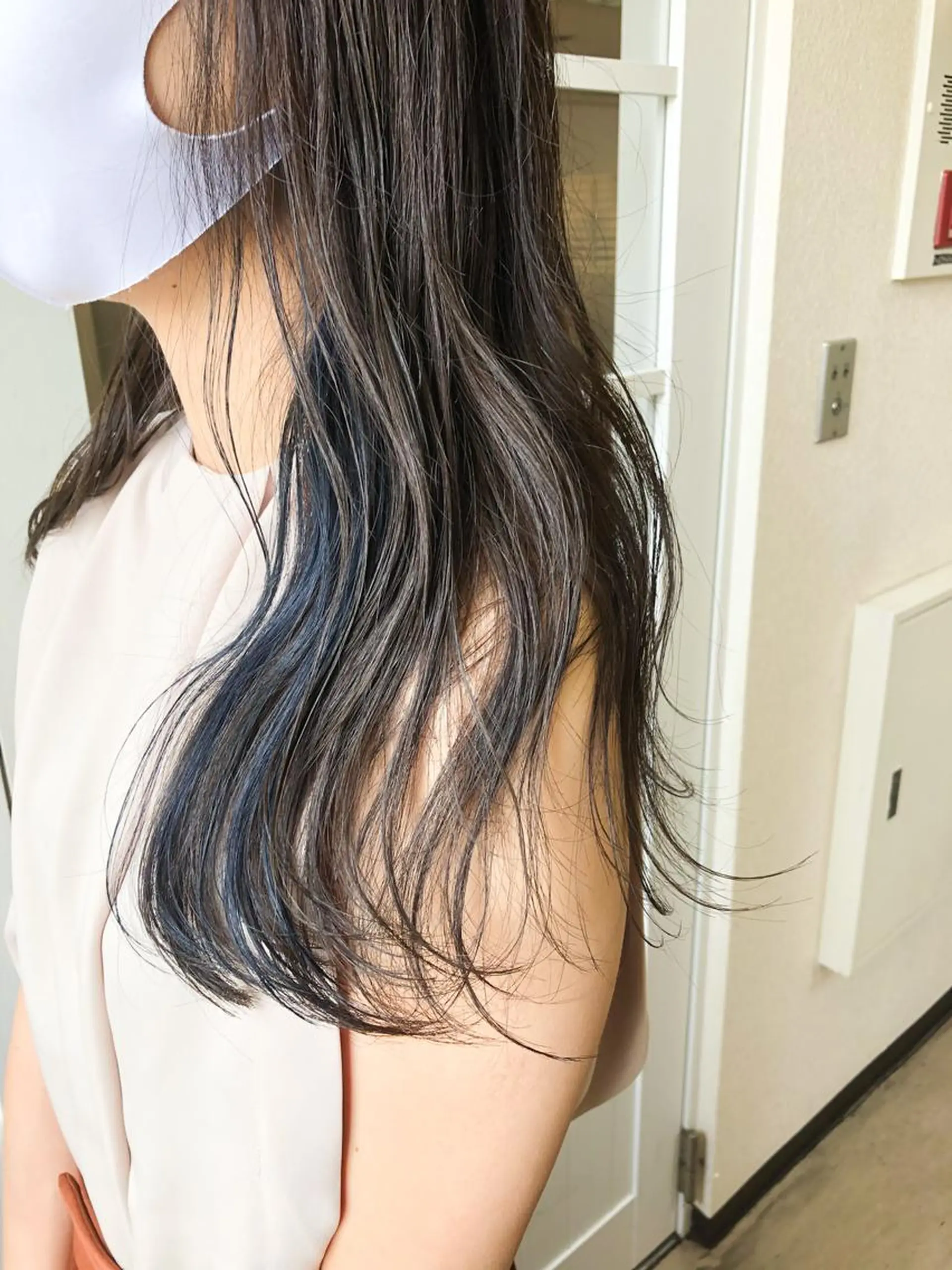 ロング カラー ブリーチ カット ヘアカラー 小木曽智美 /ボブ/ショートのヘアスタイル