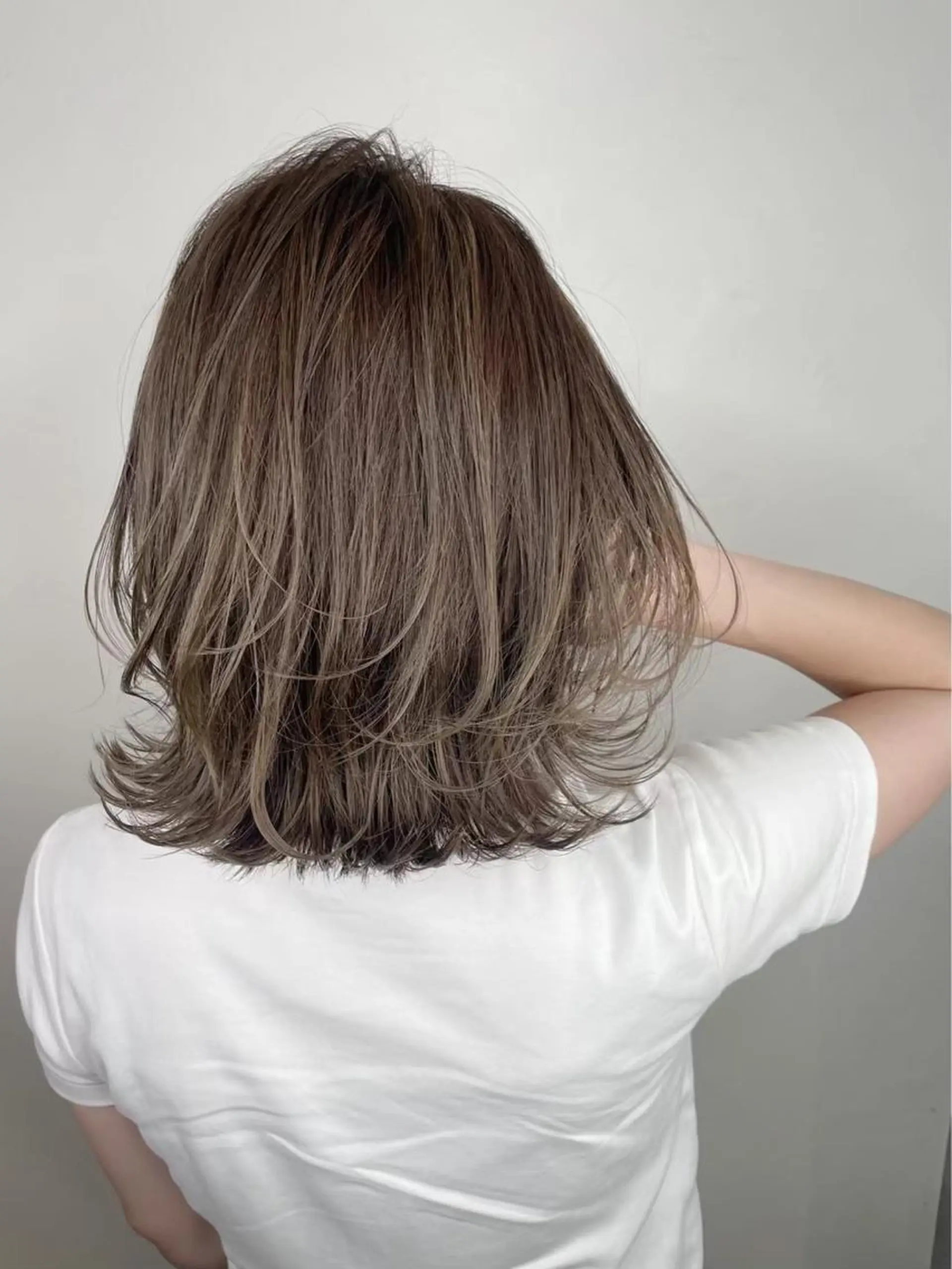 ショート カラー カット ヘアカラー _WHITE /藤田唯生のヘアスタイル