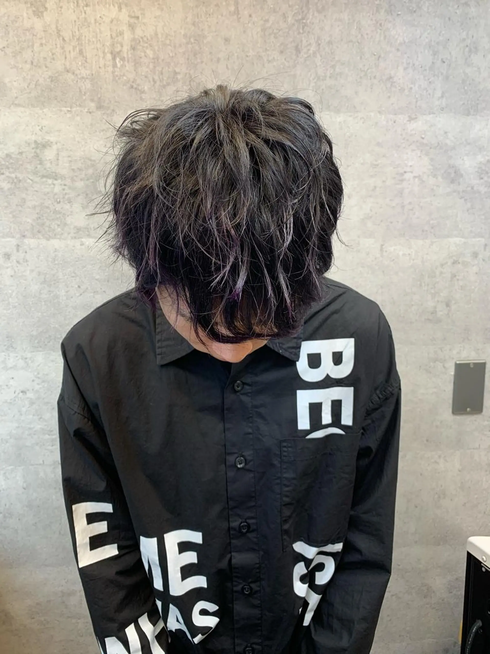 ショート カラー ブリーチ デザインカラー ラベンダーカラー シルバー ヘアカラー 今野 美栄のヘアスタイル