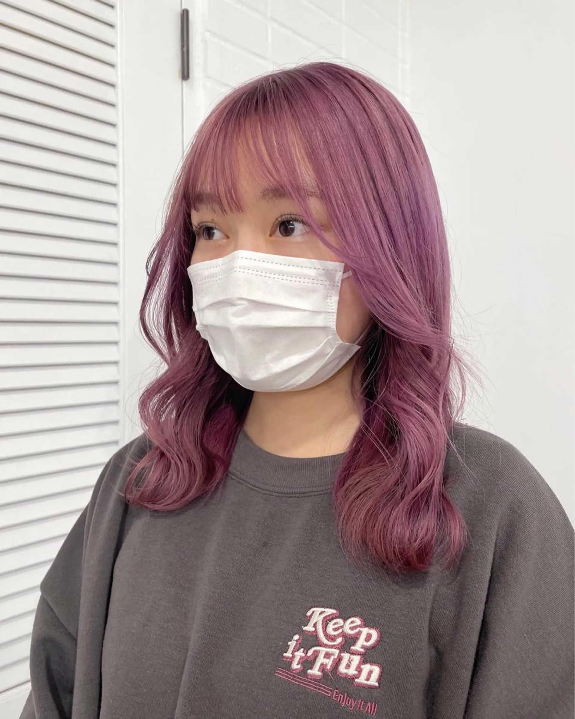 ミディアム カラー ヘアアレンジ シルバー ホワイトシルバー ヘアカラー トリートメント ボブ×柔らかいカラー 🌷misaki𓍼のヘアスタイル