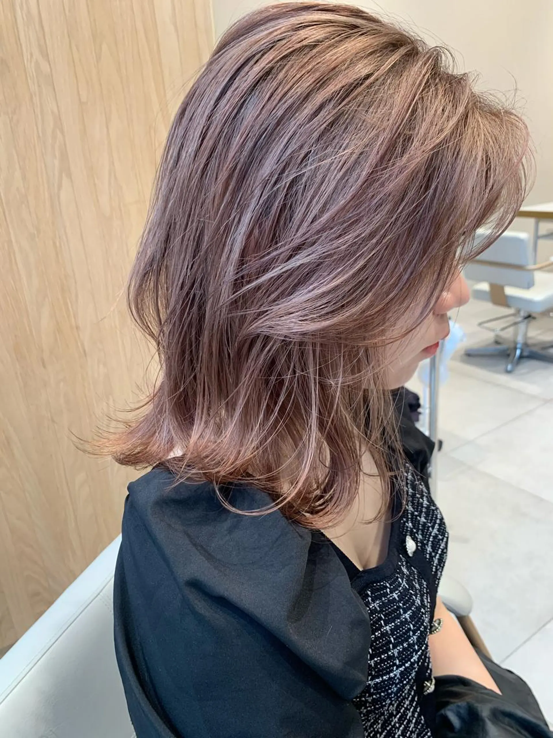 ミディアム カラー ヘアカラー トリートメント ヘアセット レイヤー専門家 ダブルカラー修のヘアスタイル