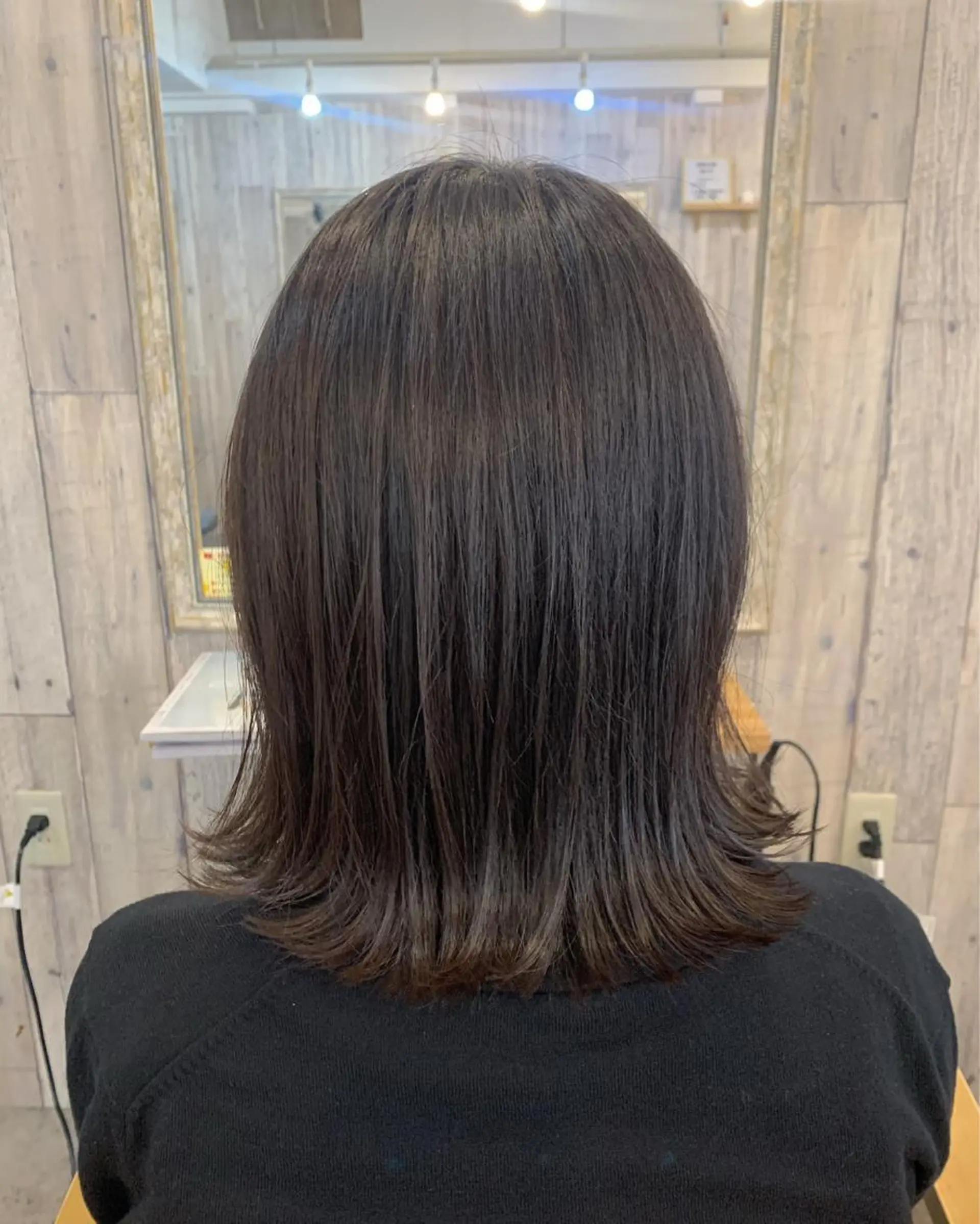 ミディアム LoRE hair 四条河原町　西尾友里のヘアスタイル