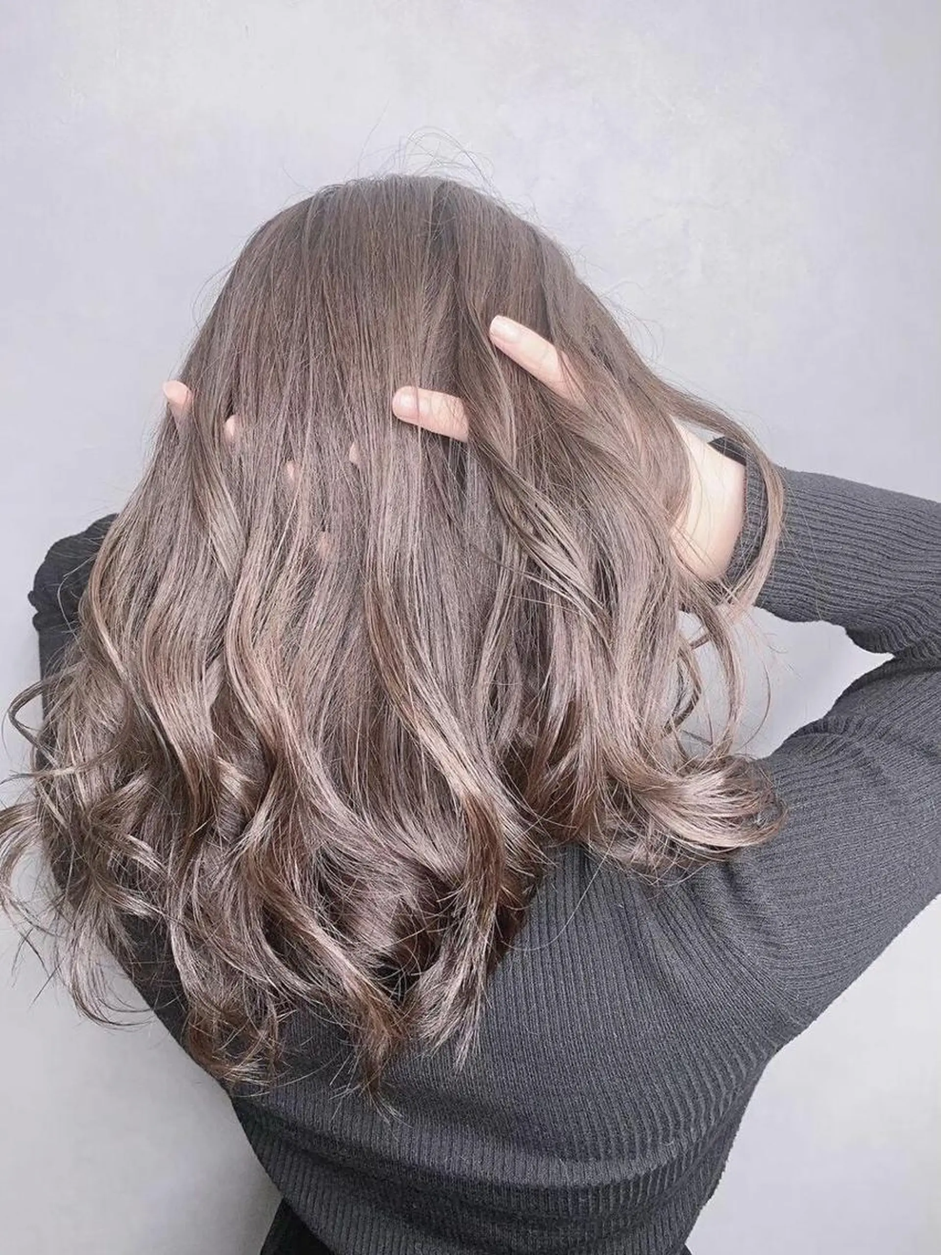 セミロング パーマ ブリーチ特化/レイヤ ーカット🥀マサルのヘアスタイル