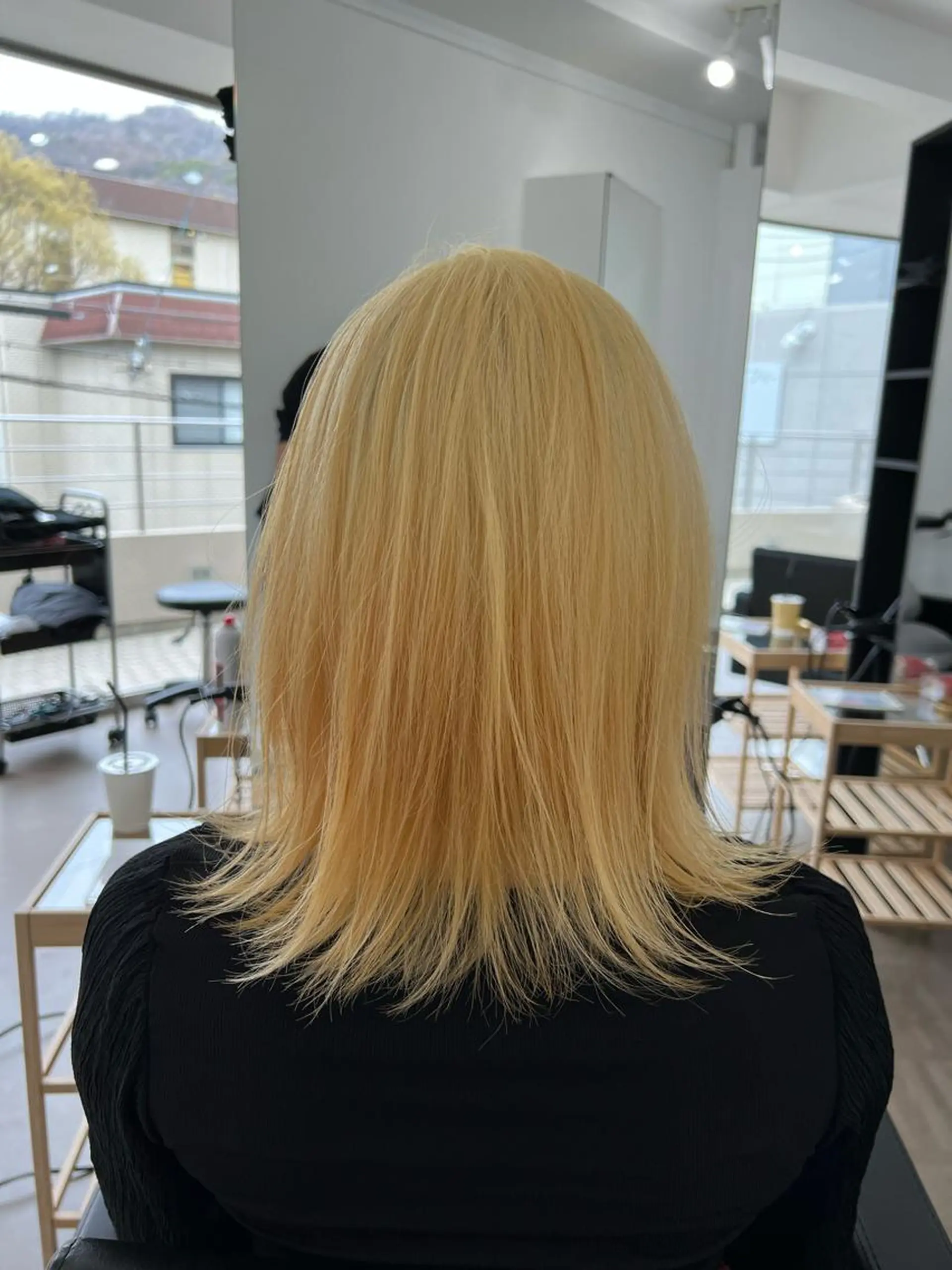 ミディアム カラー ブリーチ ケアブリーチ ダブルカラー イヤリングカラー ハイライトカラー 神戸ボブ✂️ ioe三宮/田 伸佳のヘアスタイル