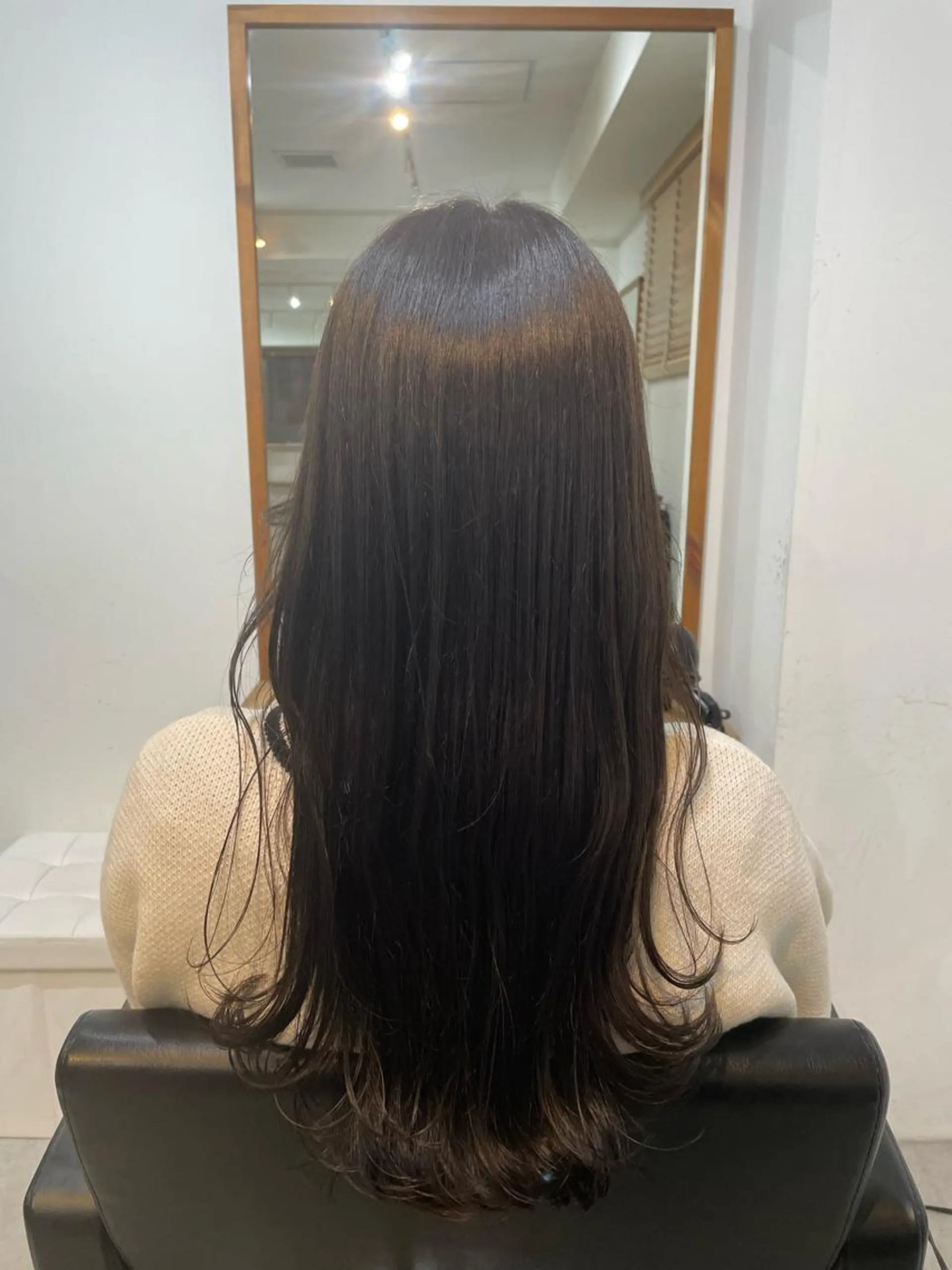 ロング 🐬脱白髪染めカラー 清水大世🐬のヘアスタイル