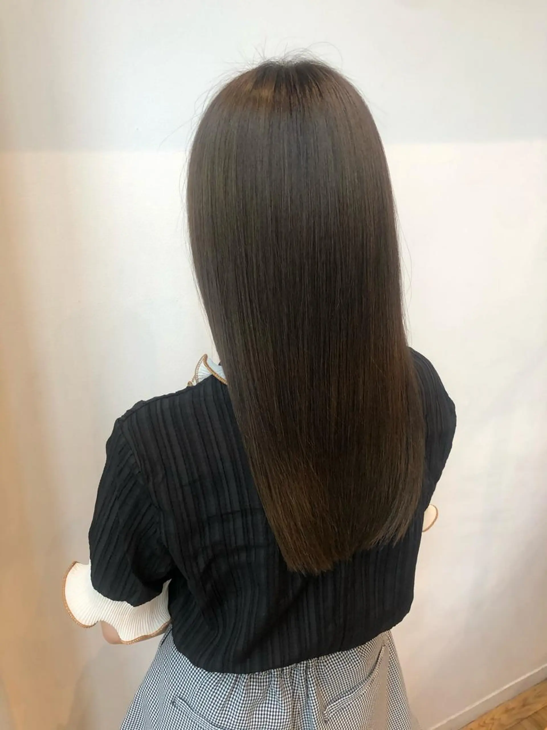 セミロング カラー ヘアカラー トリートメント VIVIE【ヴィヴィ】所属・髪質改善/韓国風 レイヤー/田村祐樹のヘアスタイル