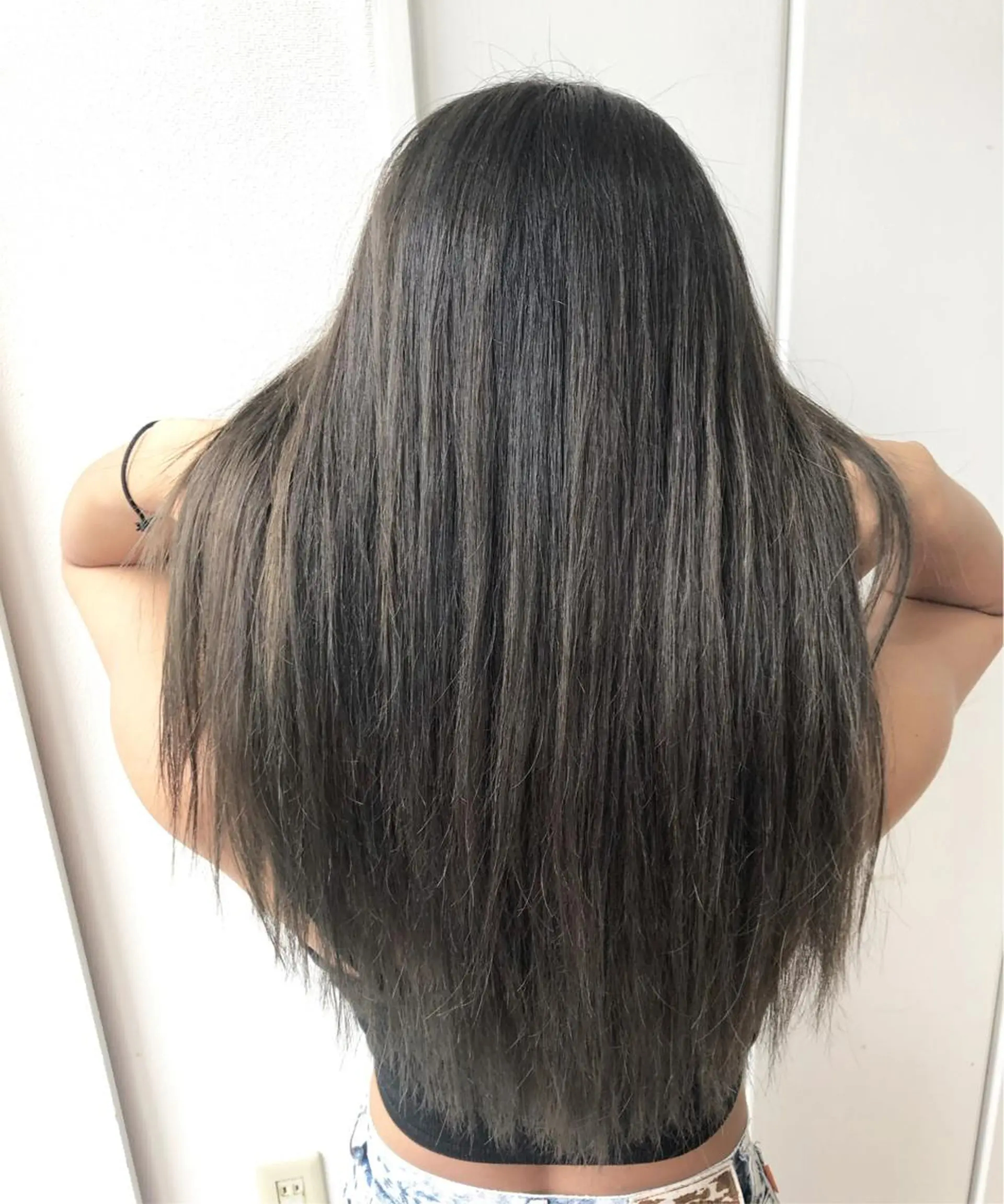 ロング カラー グレージュ ハイライトカラー ハイライト ヘアカラー トリートメント Le/a谷町 野上幹太のヘアスタイル