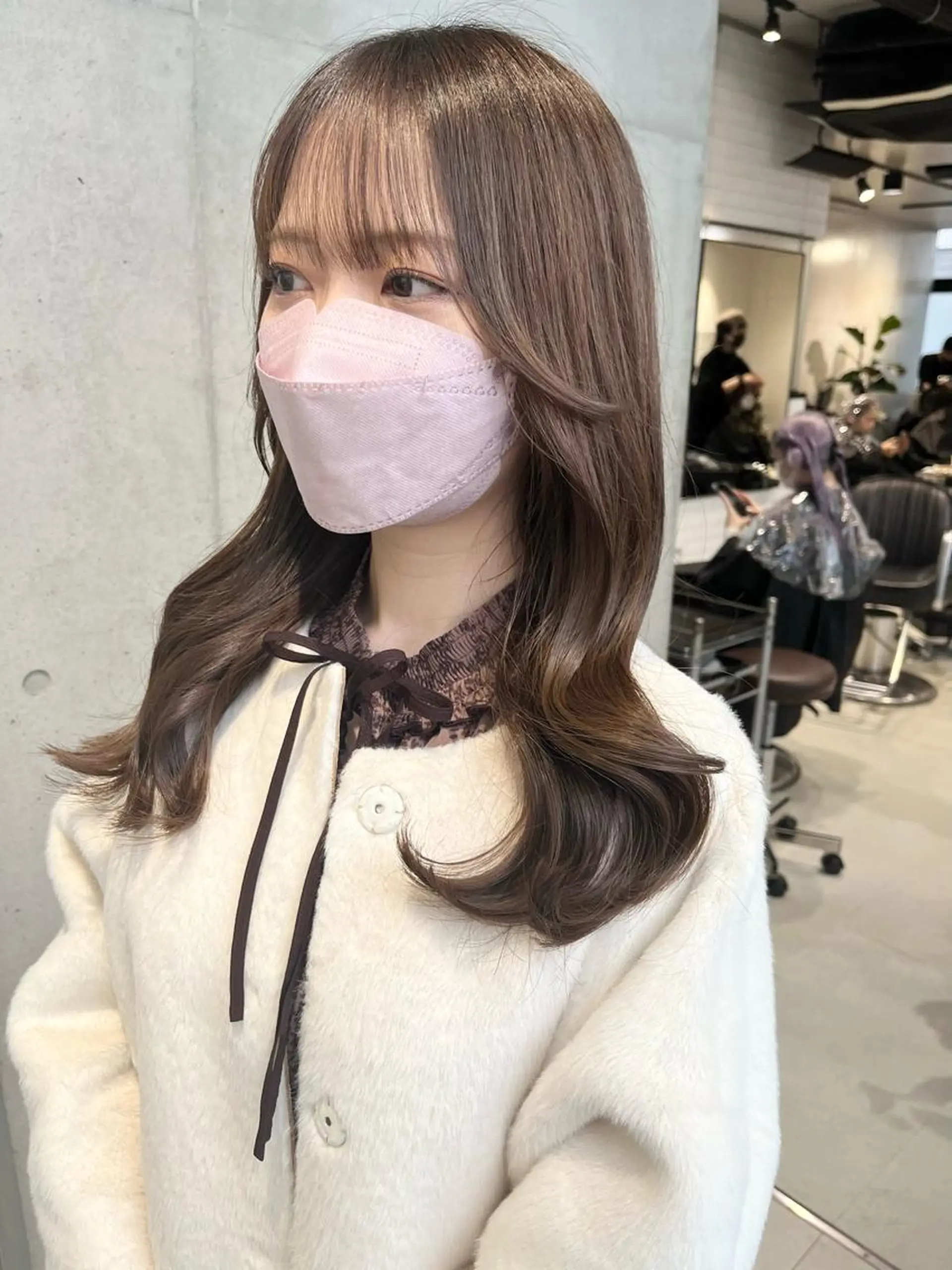 ミディアム カラー パーマ カット ヘアカラー トリートメント 透明感/オリーブ/ グレージュ/YUKAのヘアスタイル