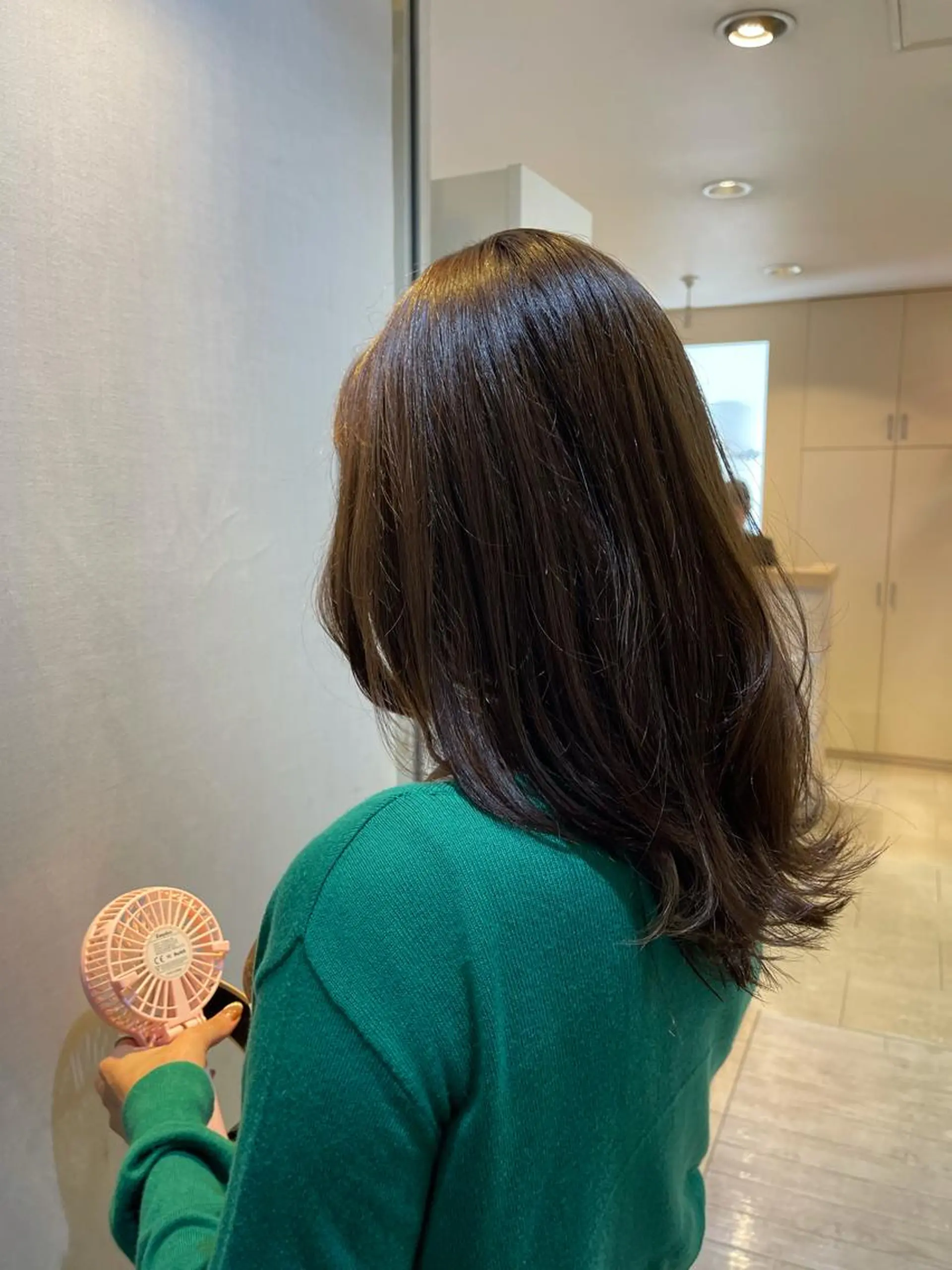 セミロング ラシェンテ居留地所属・鶴﨑 美優亜のヘアスタイル