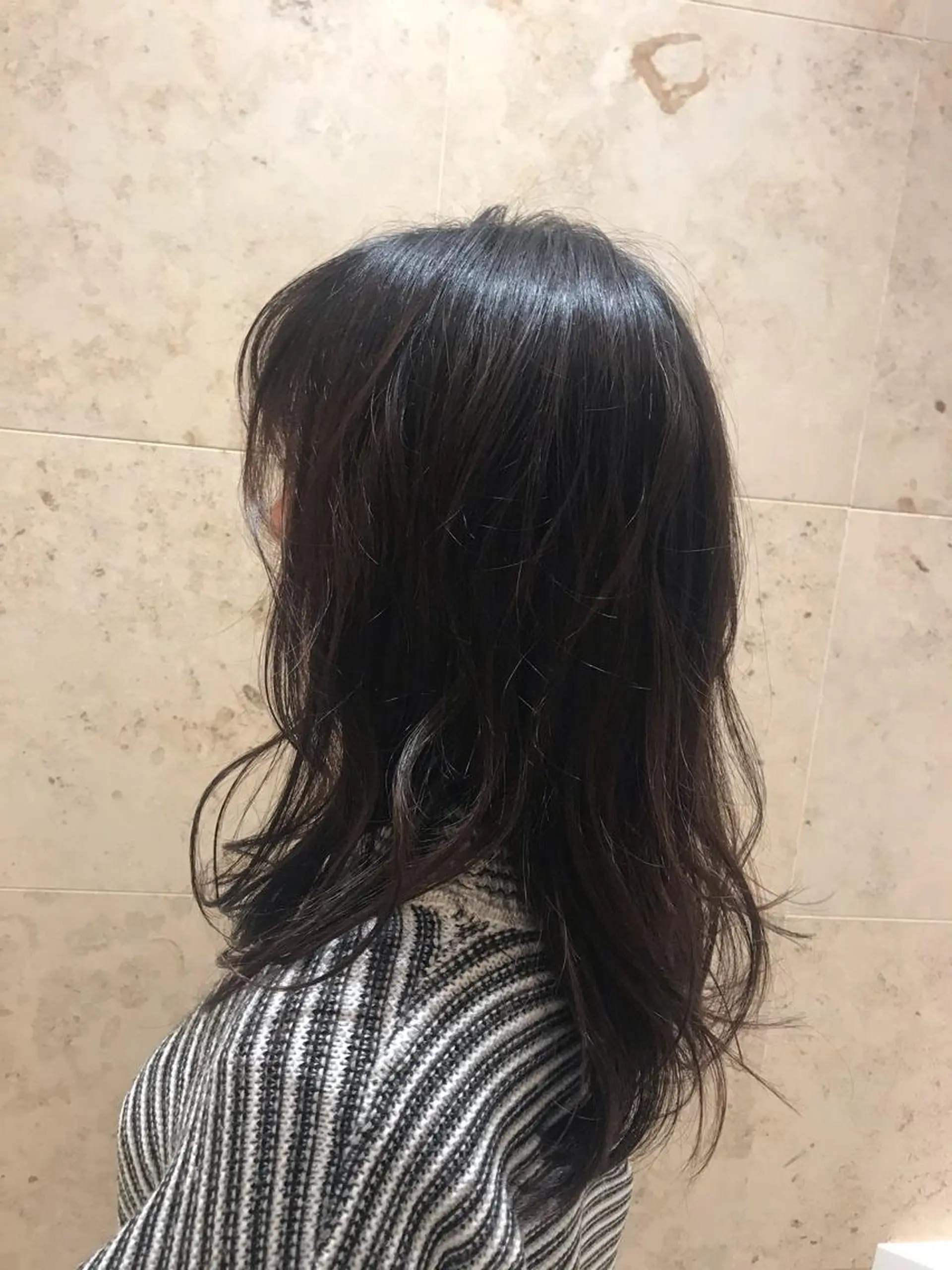 ロング ロング 渡辺 由佳のヘアスタイル