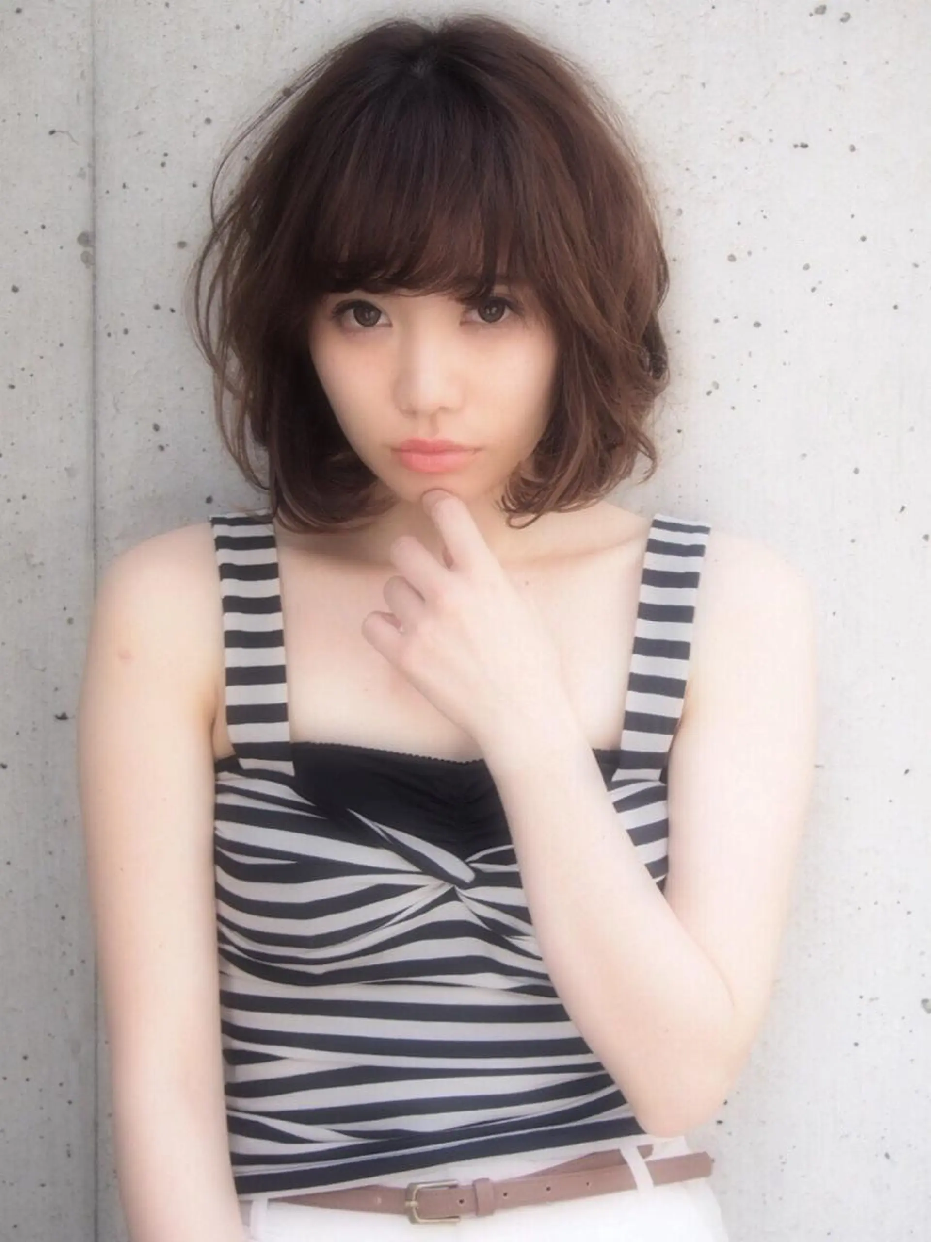 ショート ミディアム セミロング ロング カラー パーマ ヘアアレンジ メンズ キッズ ネイル マツエク・マツパ ショートボブ ネイビーカラー ボブ ショートヘア ネイビー 韓国風×透明感カラー 髪質改善オタベシンヤのヘアスタイル