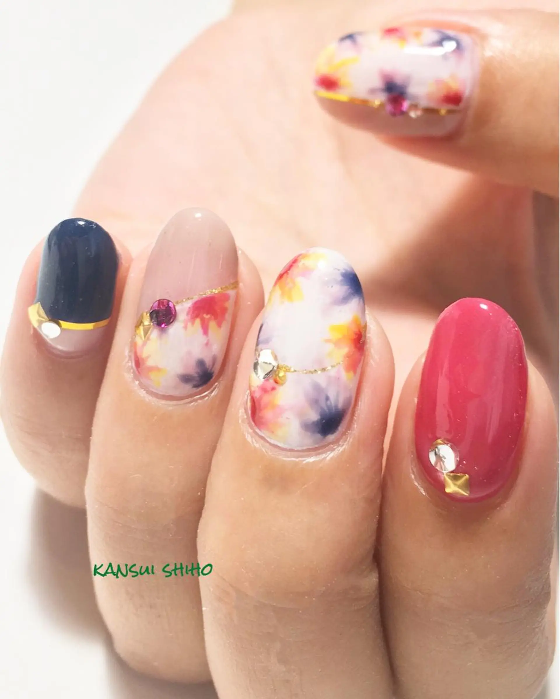 ネイル Elio 国泰寺のネイルデザイン