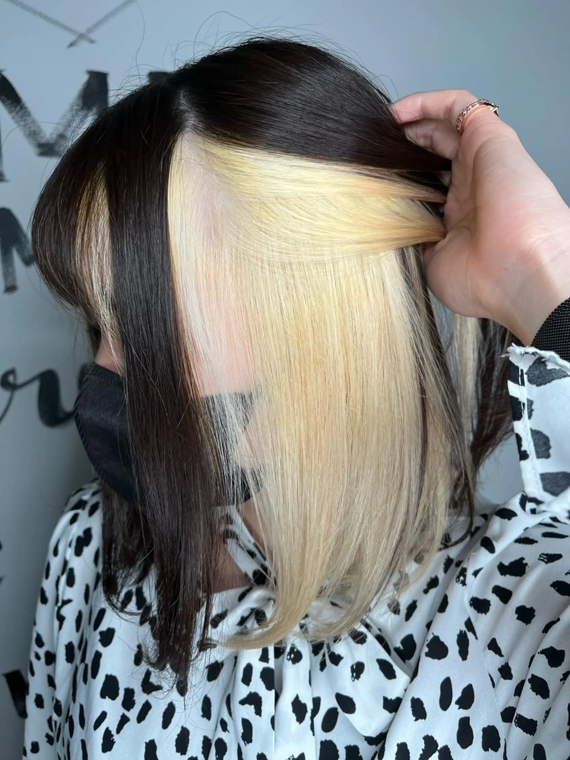 ミディアム ヘアカラー トリートメント エクステ・髪質改善・ ブリーチ・吉田大介のヘアスタイル