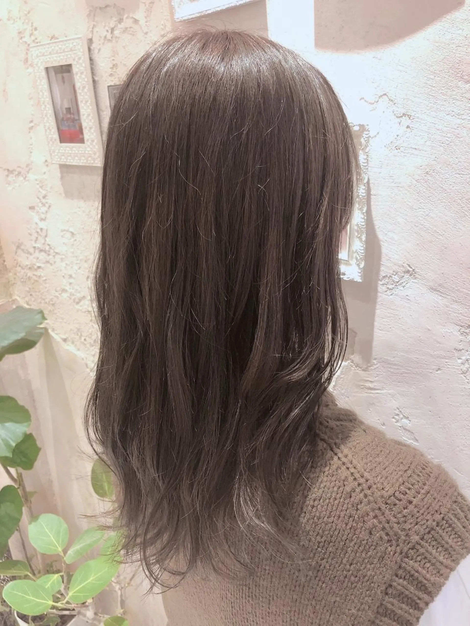 ミディアム カット ヘアカラー トリートメント 代表山口ひな 髪質改善のプロのヘアスタイル