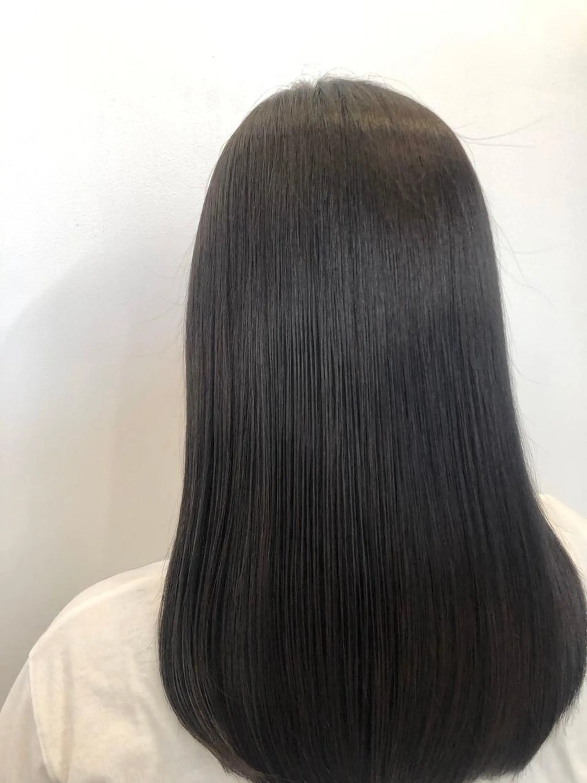 ロング メンズ眉毛ITSUK Iメンズ専門　新宿の眉毛・アイブロウイメージ