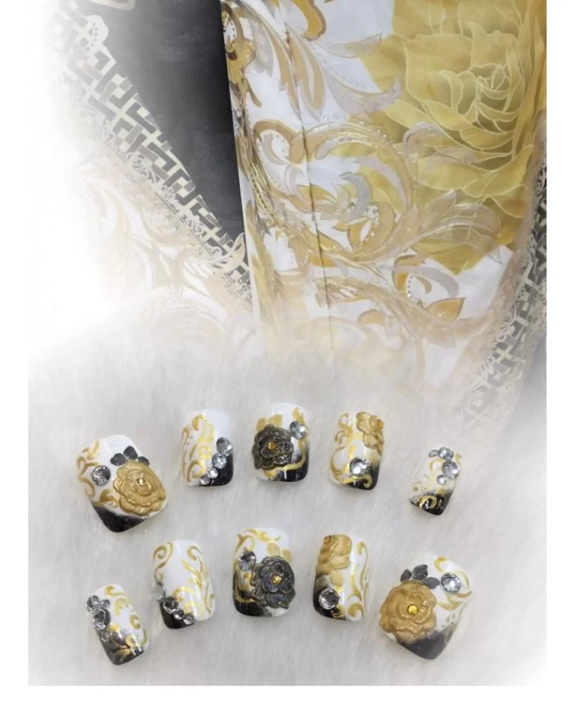 ネイル 成人式 salon RICOのネイルデザイン