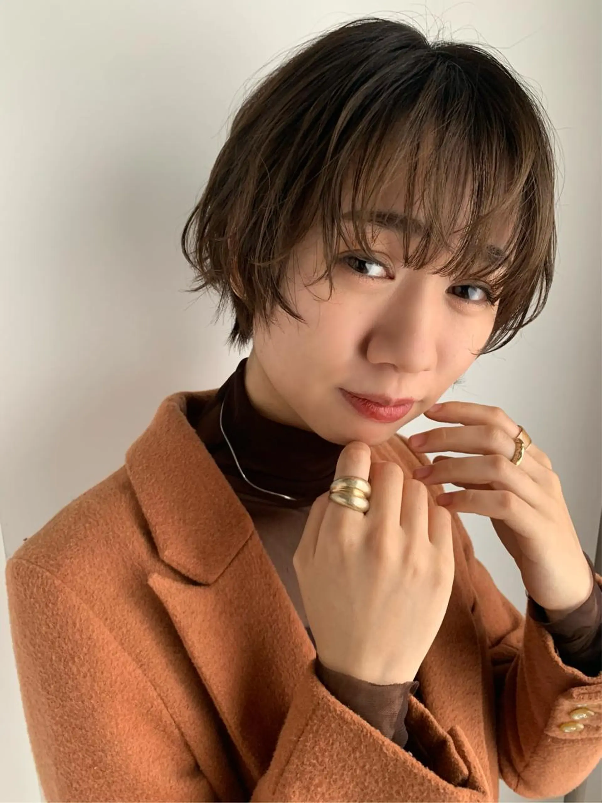 ショート カラー パーマ ヘアアレンジ メンズ キッズ ネイル マツエク・マツパ ショートヘア うざバング ショートネイル ウルフレイヤーカット /チヒロのヘアスタイル