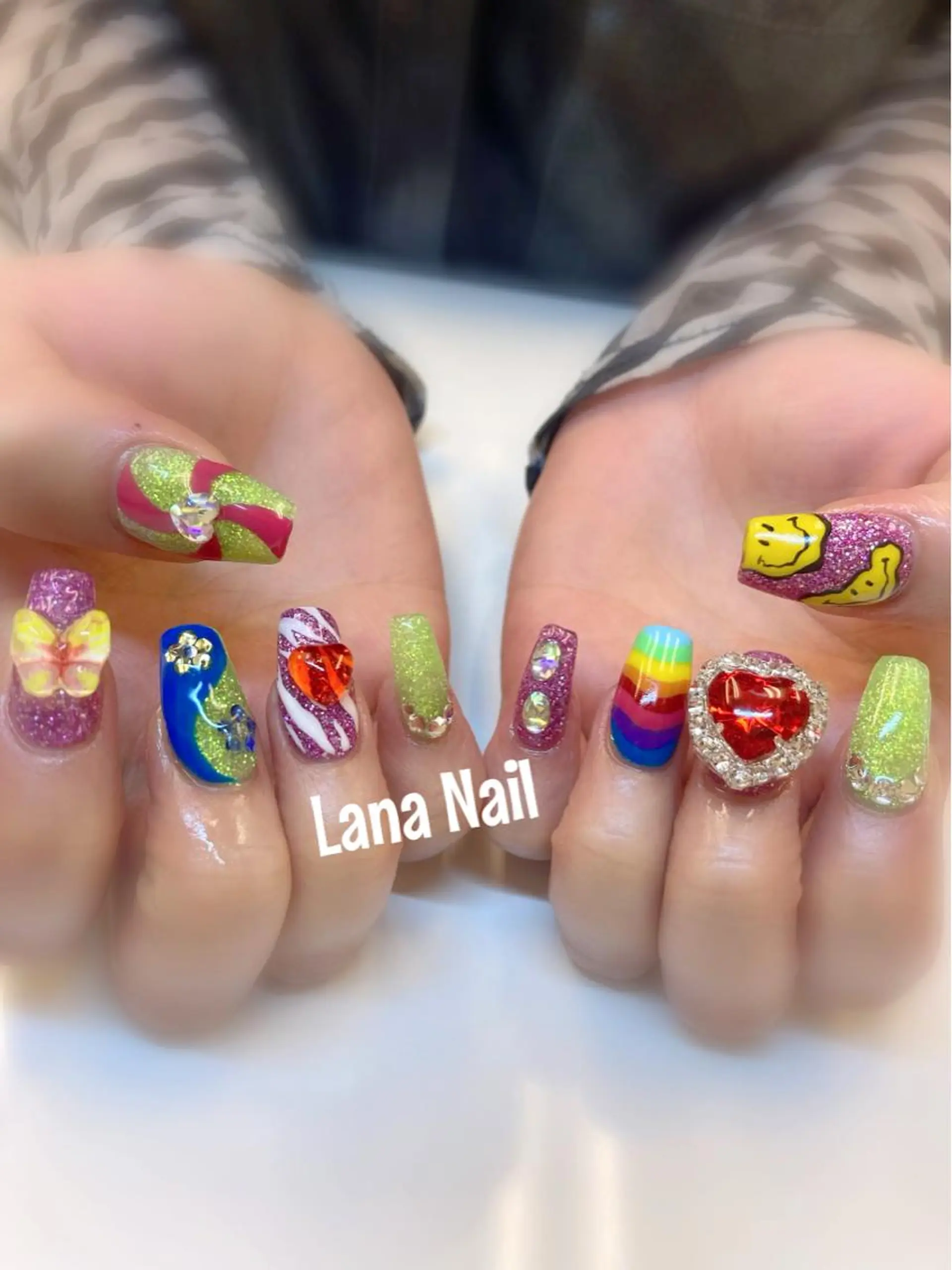 ネイル スカルプネイル Lana Nailのネイルデザイン