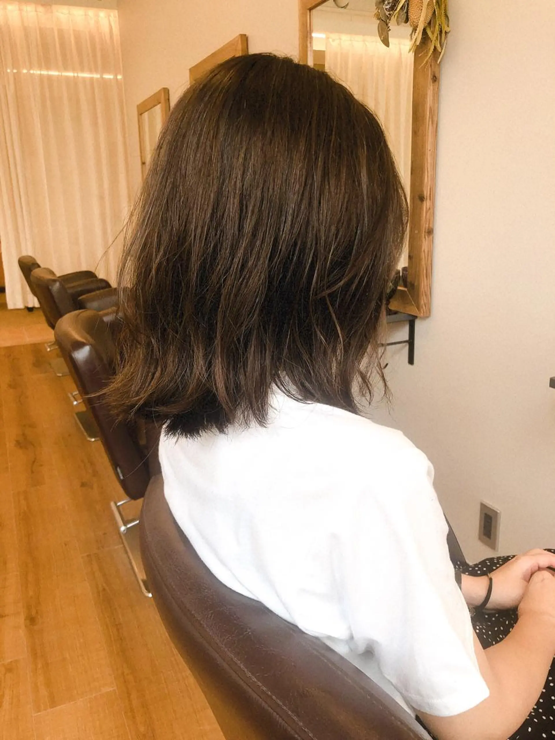 ミディアム ブリーチカラー 美髪矯正takaraのヘアスタイル