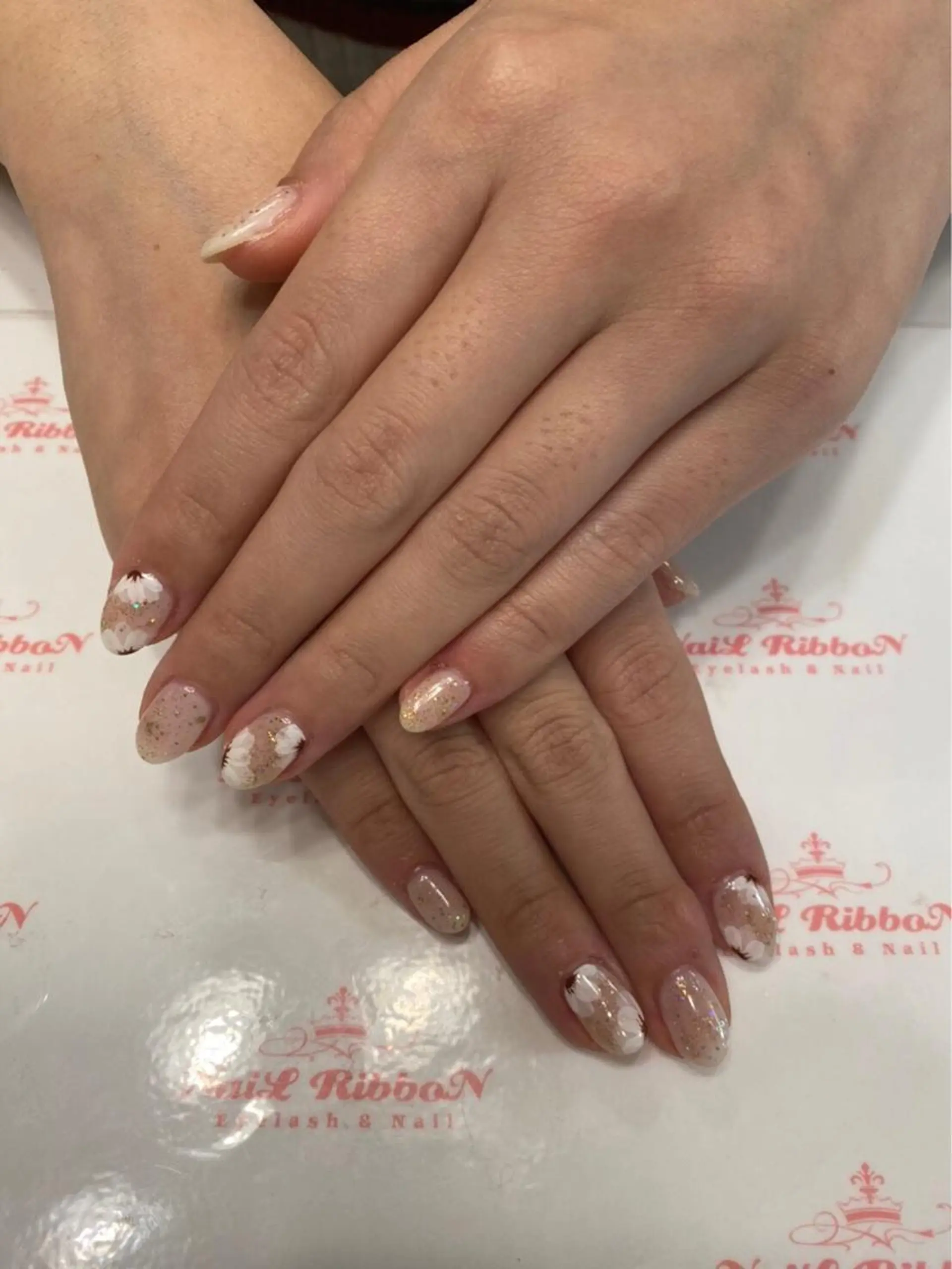 ネイル 春ネイル ネイルリボン 受付スタッフのネイルデザイン