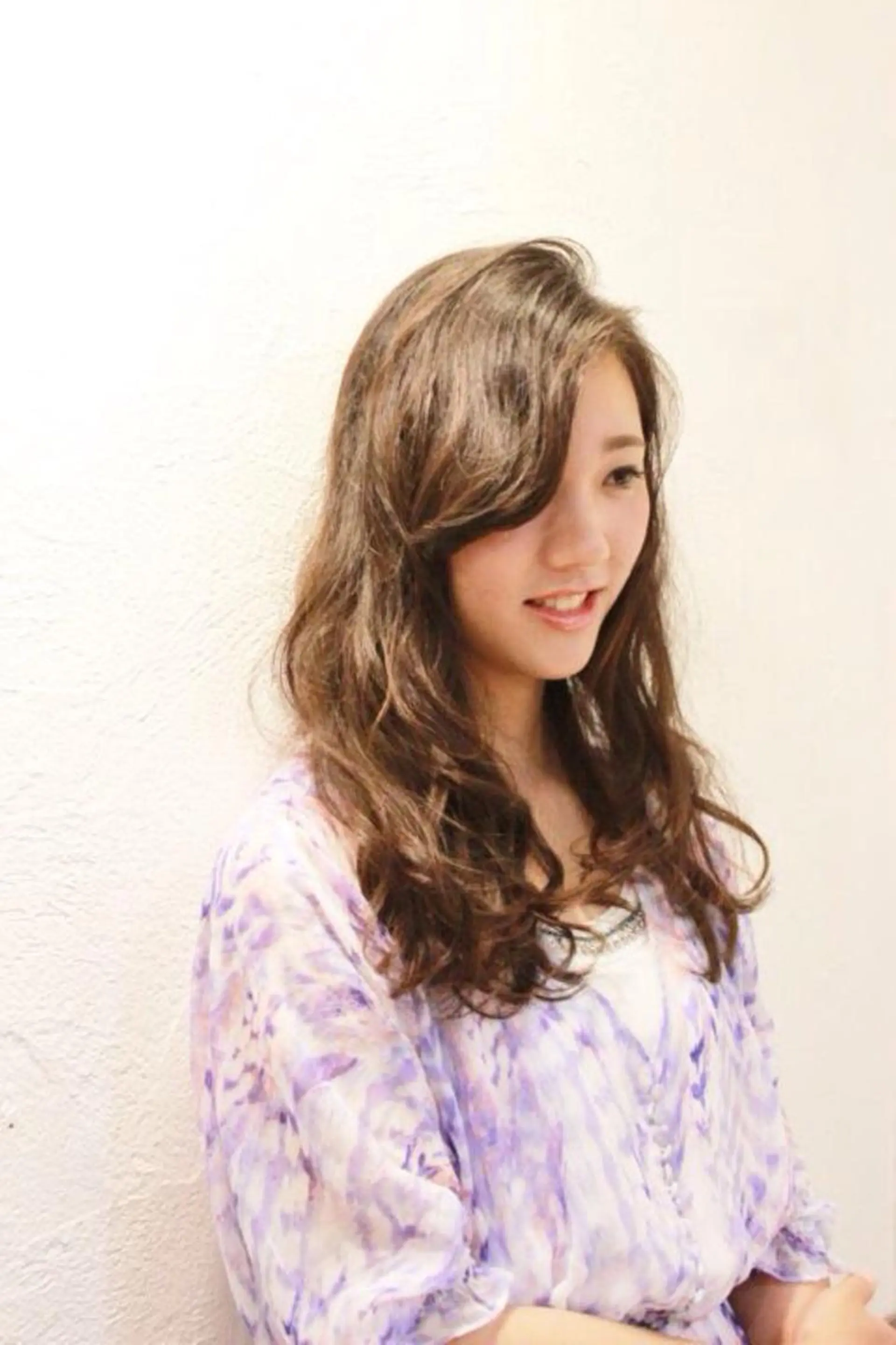 セミロング パーマ 所渉/韓国レイヤー /ウルフカットのヘアスタイル