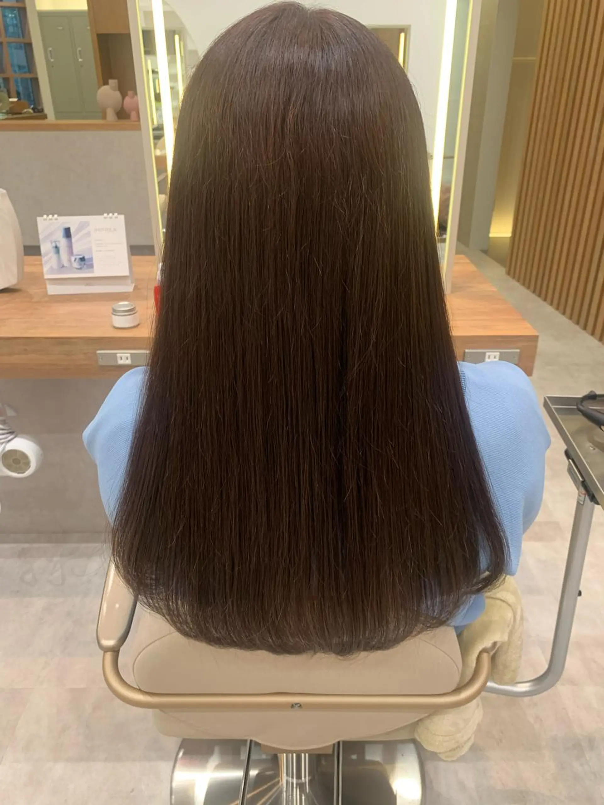 カラー アッシュ ラベンダーカラー カット ヘアカラー トリートメント ヘッドスパ 近 紗理奈のヘアスタイル