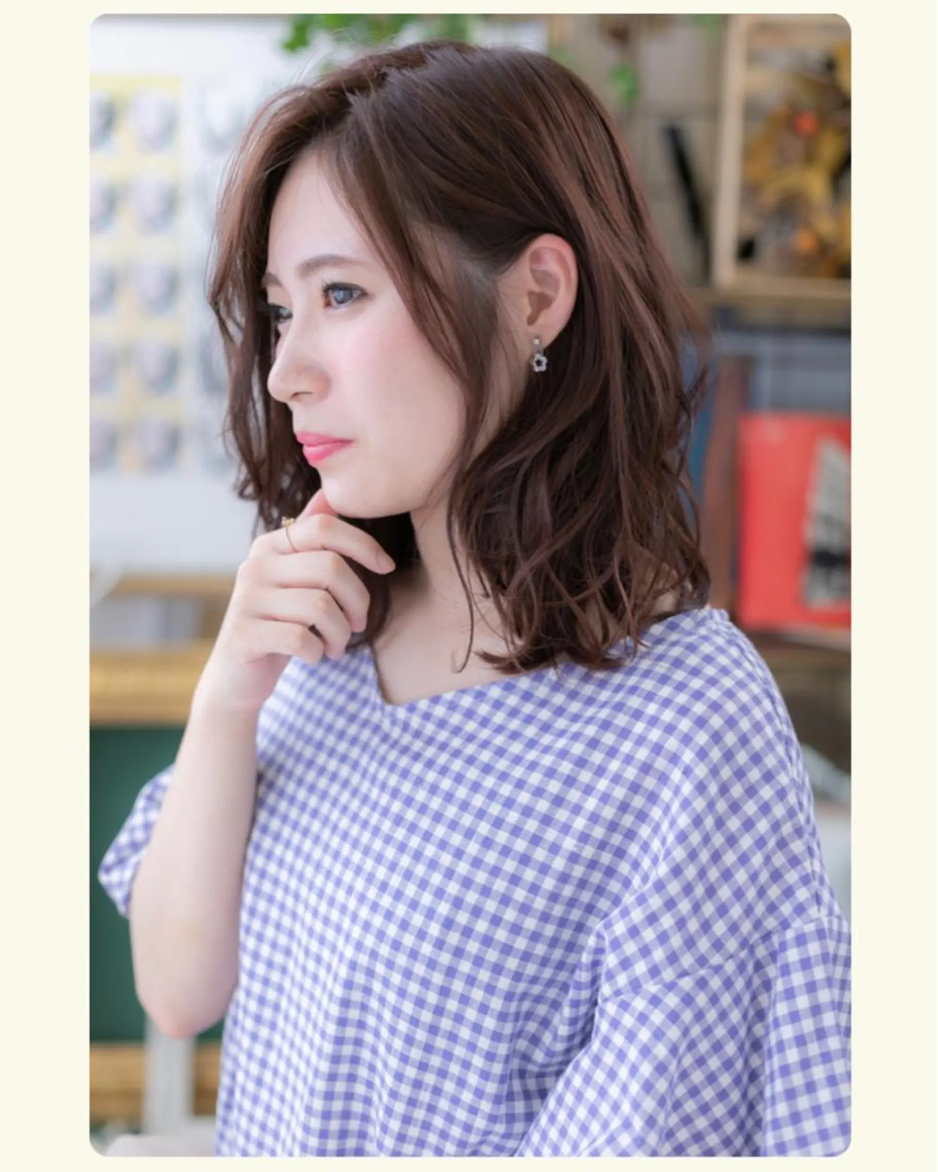ミディアム ミディアムパーマ 中舘 安津子のヘアスタイル