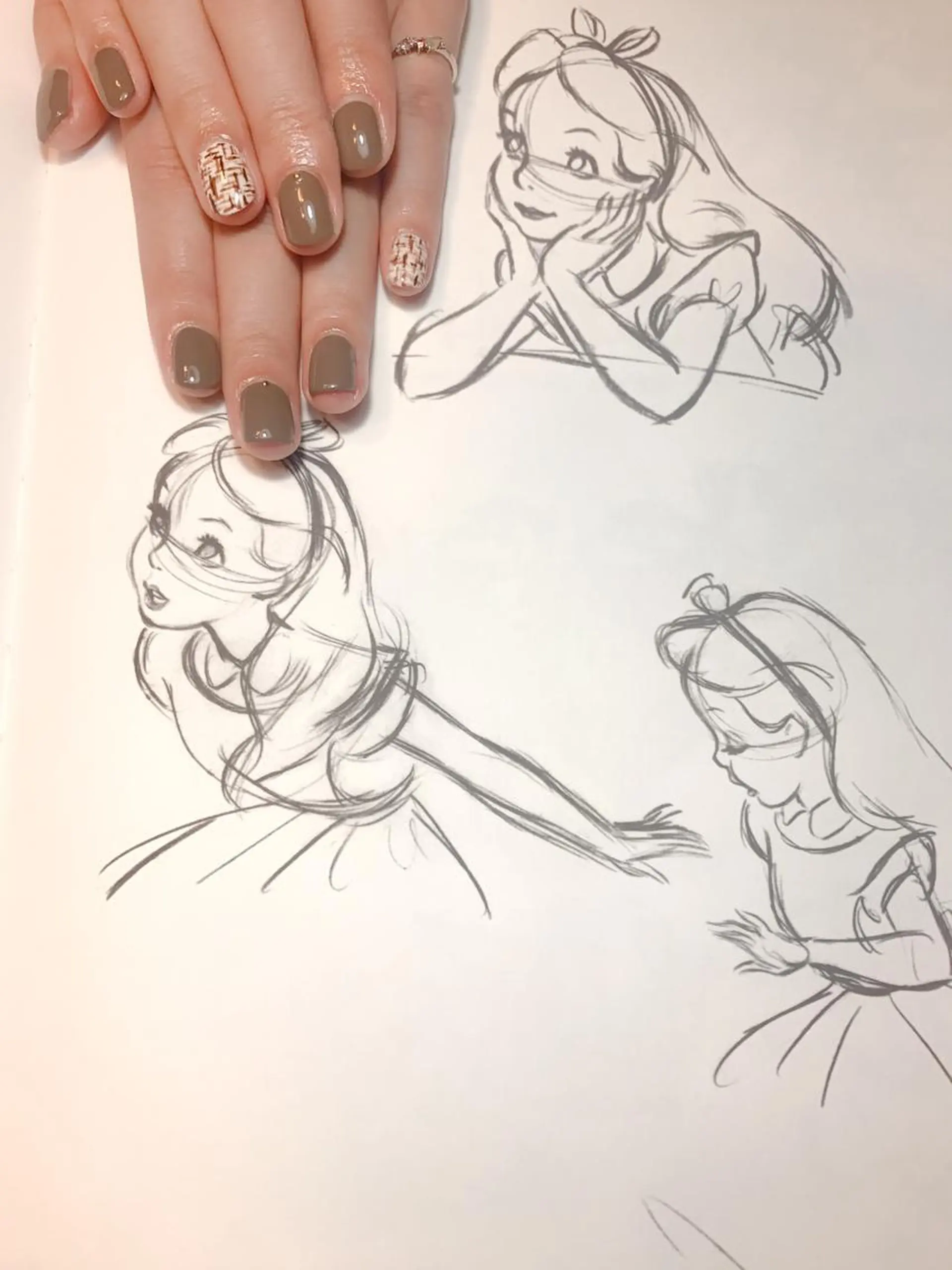 ネイル owlnail /持込みデザイン専門のネイルデザイン