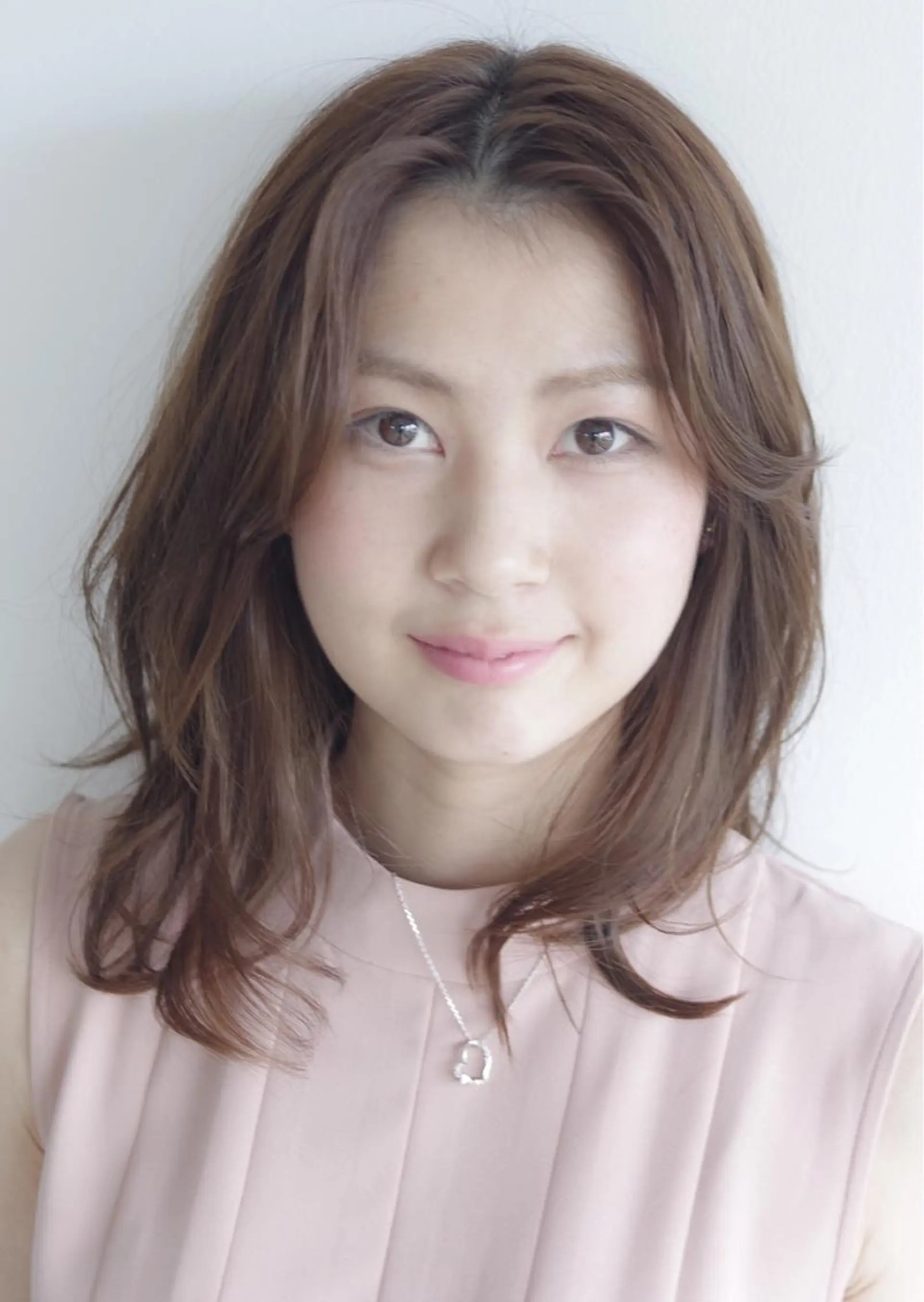 ミディアム セミロング 🌈ディレクター🌈 徳松優希のヘアスタイル