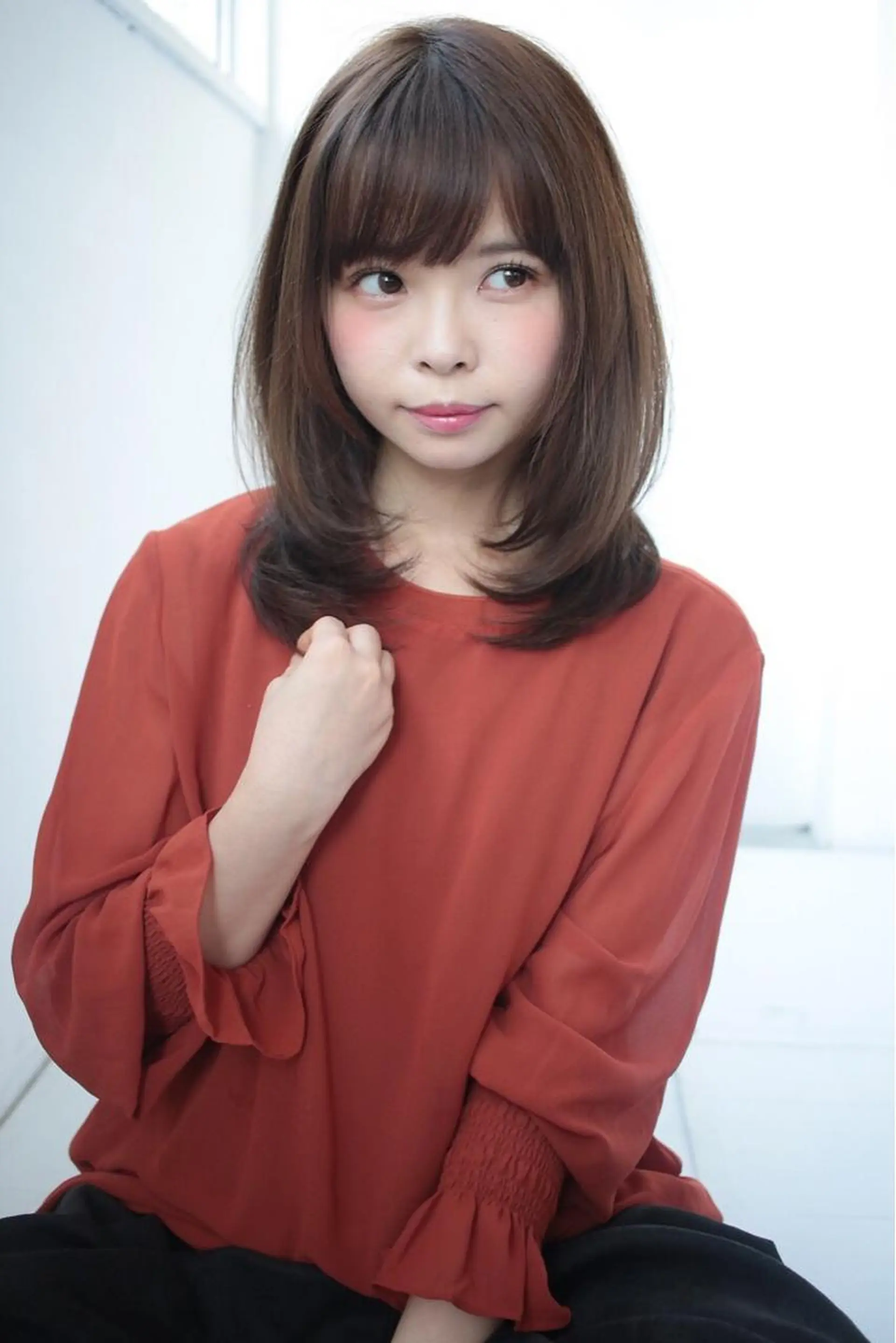 セミロング うる艶/レイヤー 🪞池袋LAND🪞のヘアスタイル