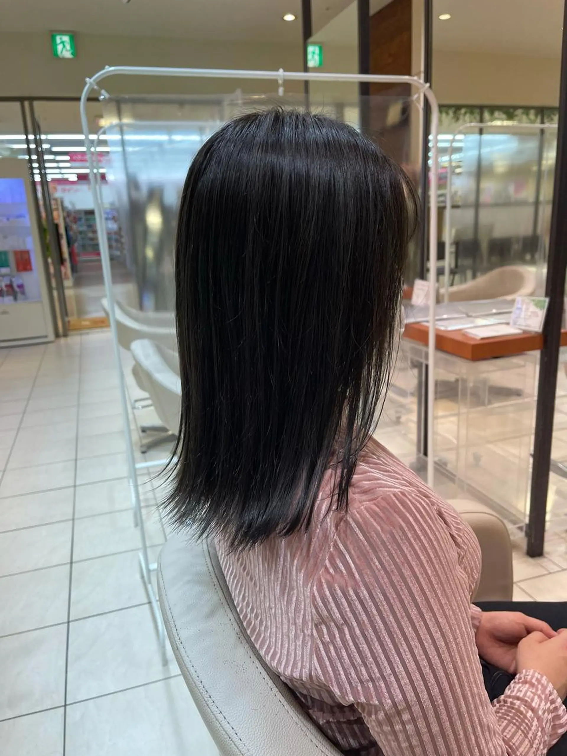 ロング カラー アッシュ オリーブアッシュ カネヒラ リョウスケのヘアスタイル