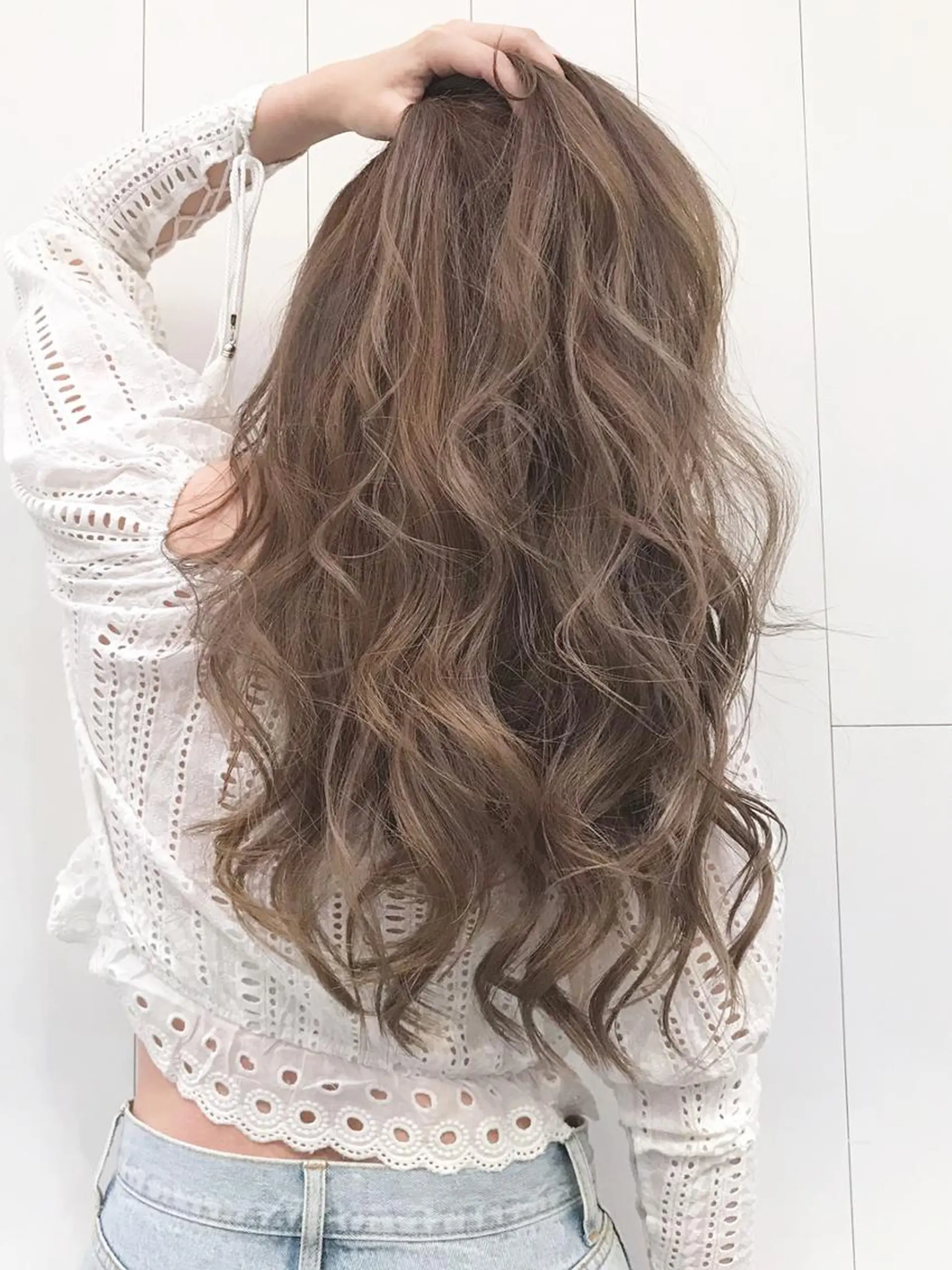 ロング カラー パーマ ヘアアレンジ アッシュ ハイライトカラー ハイライト ロング ITbyALBUM 中野店のヘアスタイル