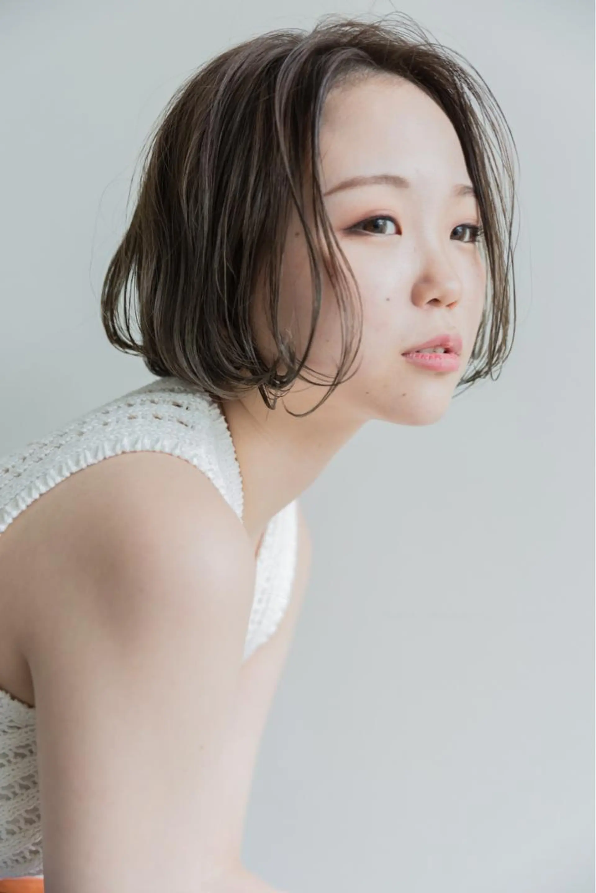 ショート カラー ツジガキ ユウスケのヘアスタイル